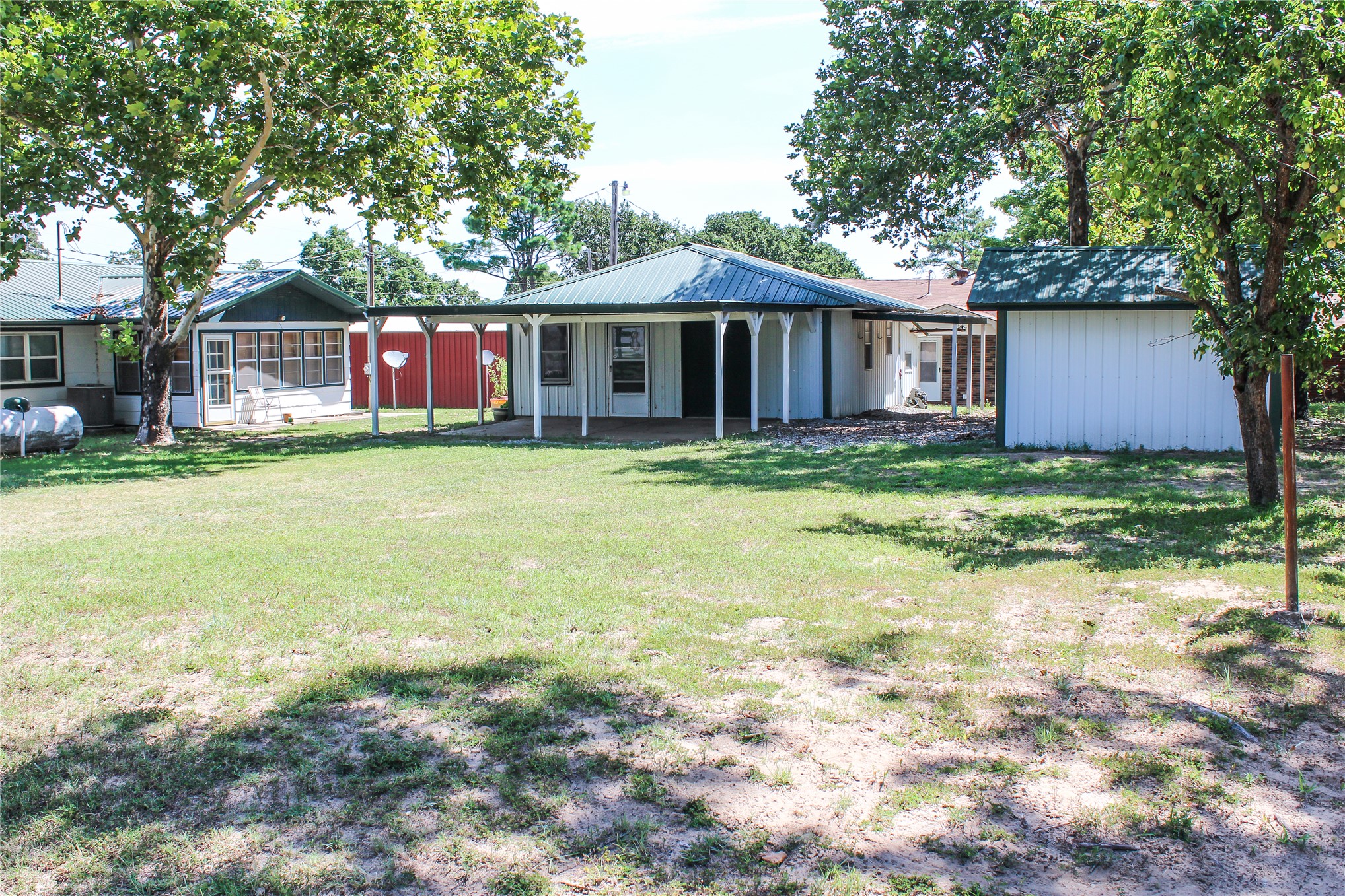 116307 S 4209 Road Property Photo 10