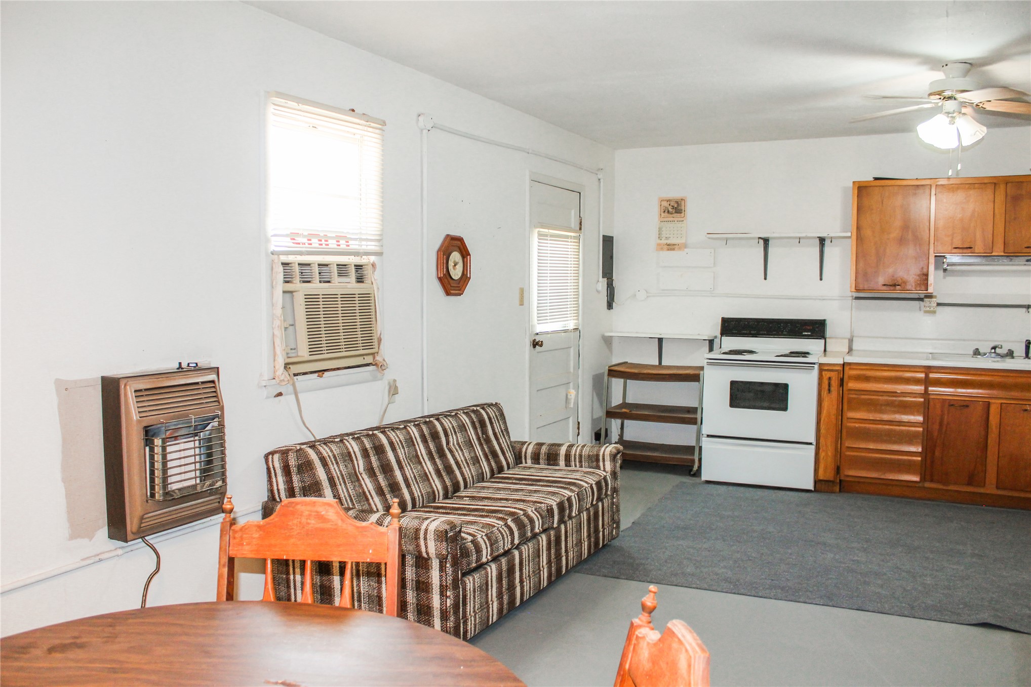 116307 S 4209 Road Property Photo 16