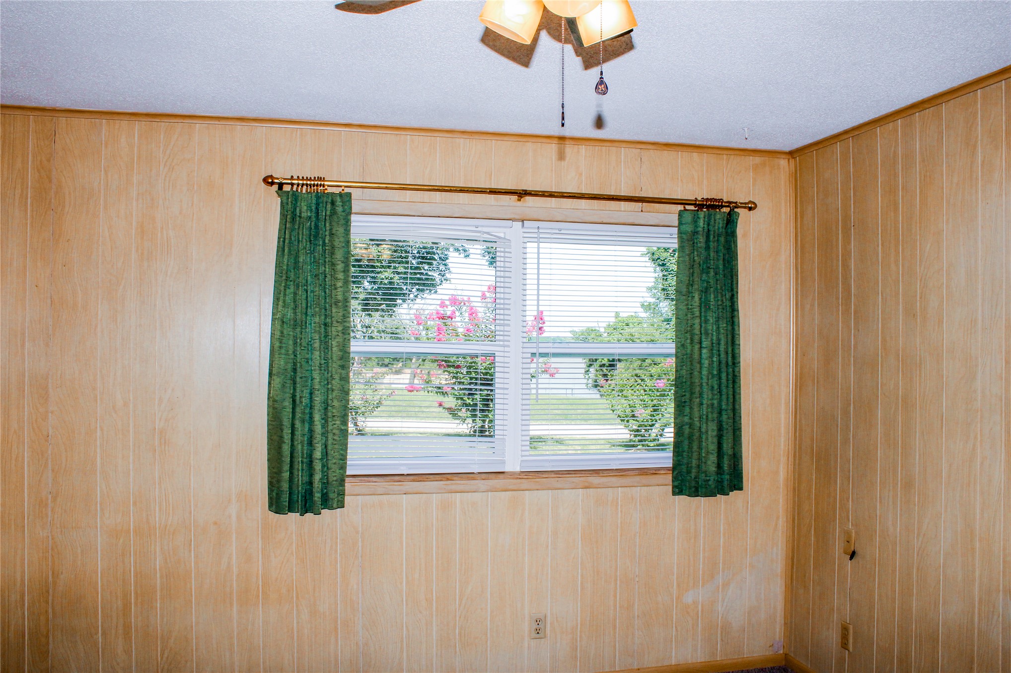 116307 S 4209 Road Property Photo 26