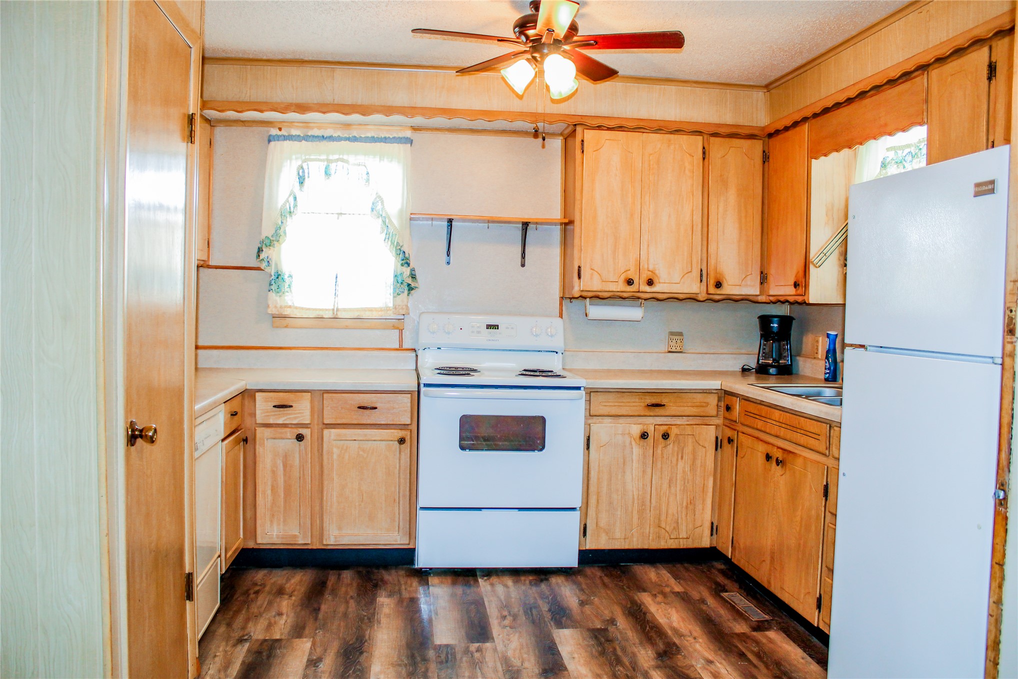 116307 S 4209 Road Property Photo 34