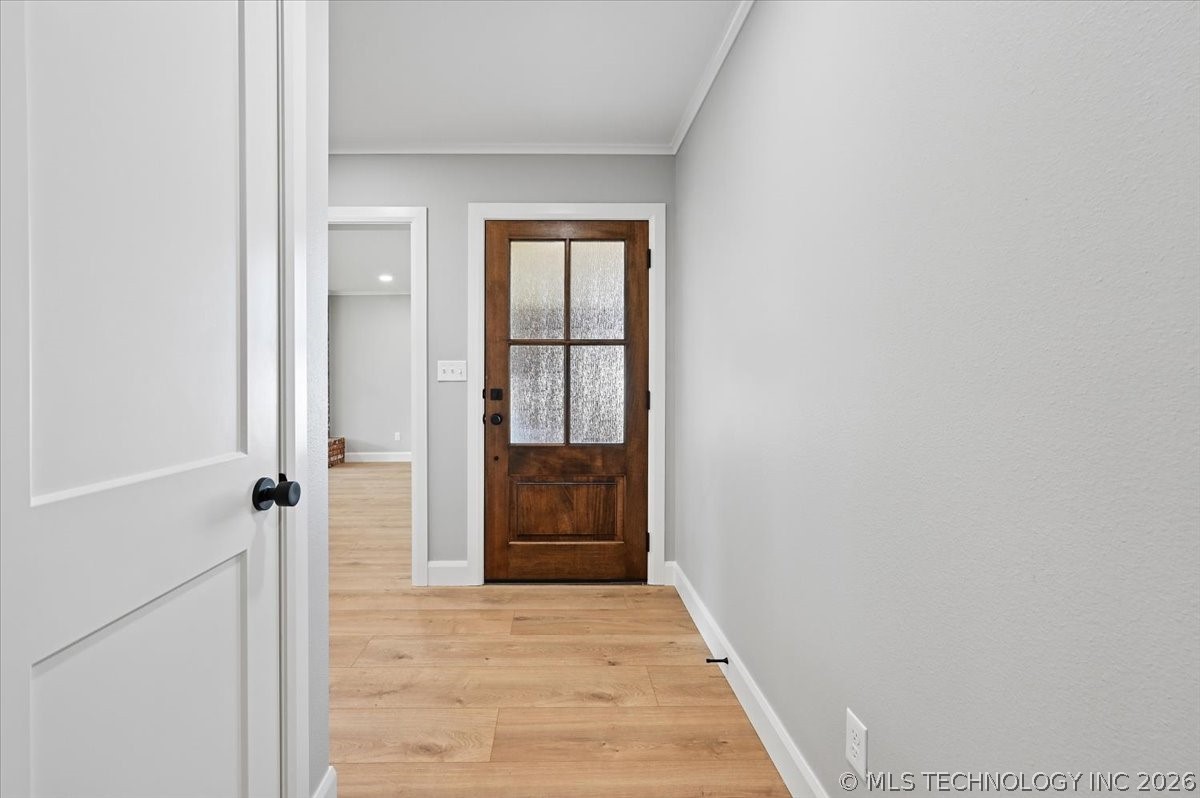 4662 E 55th Street Property Photo 5