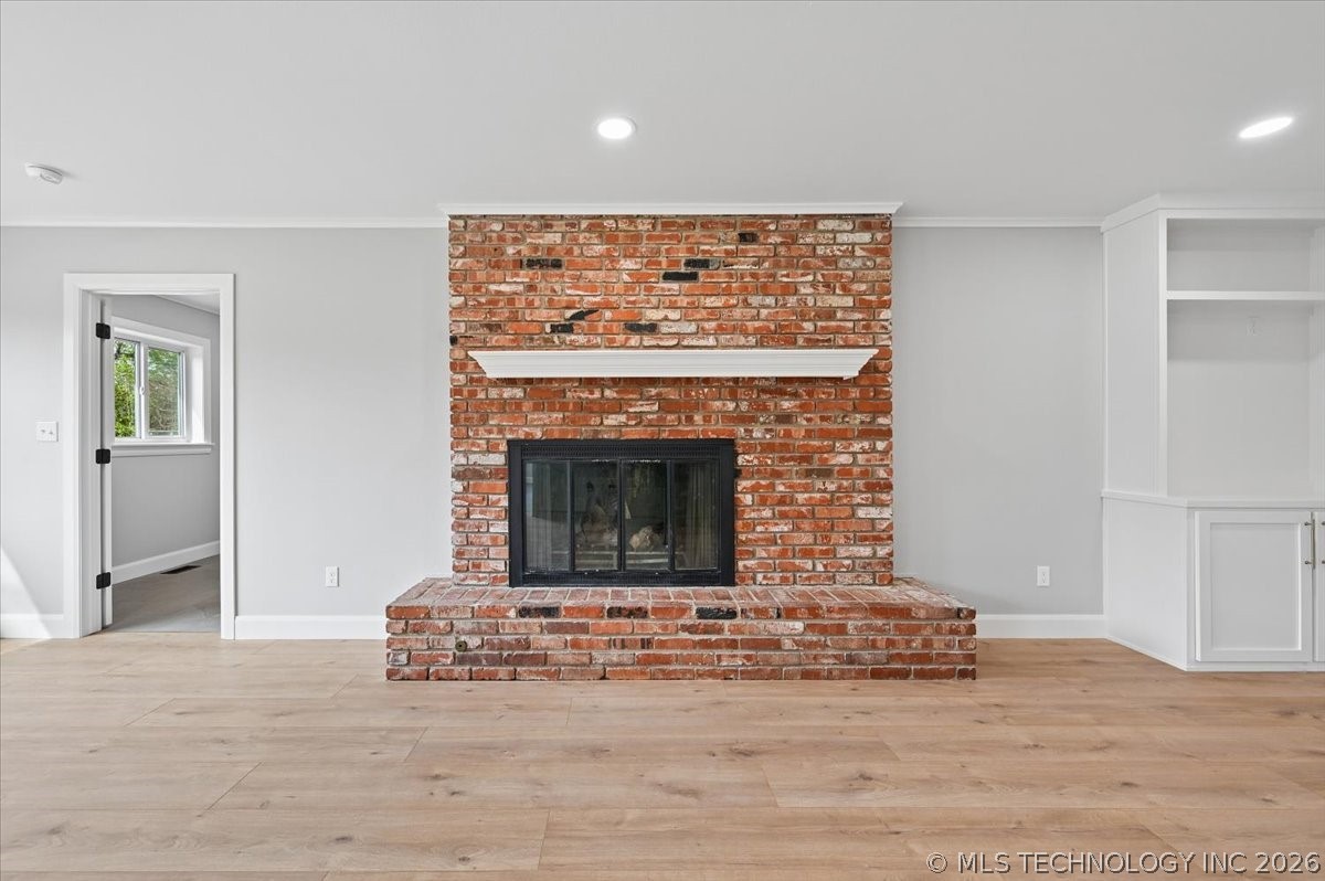 4662 E 55th Street Property Photo 11