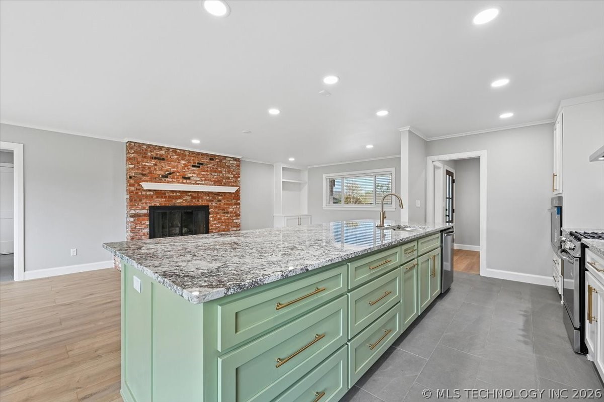 4662 E 55th Street Property Photo 18
