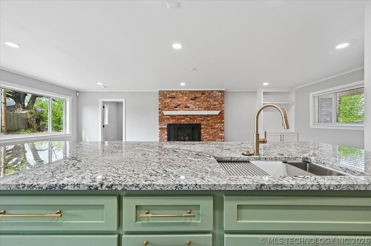4662 E 55th Street Property Photo 20