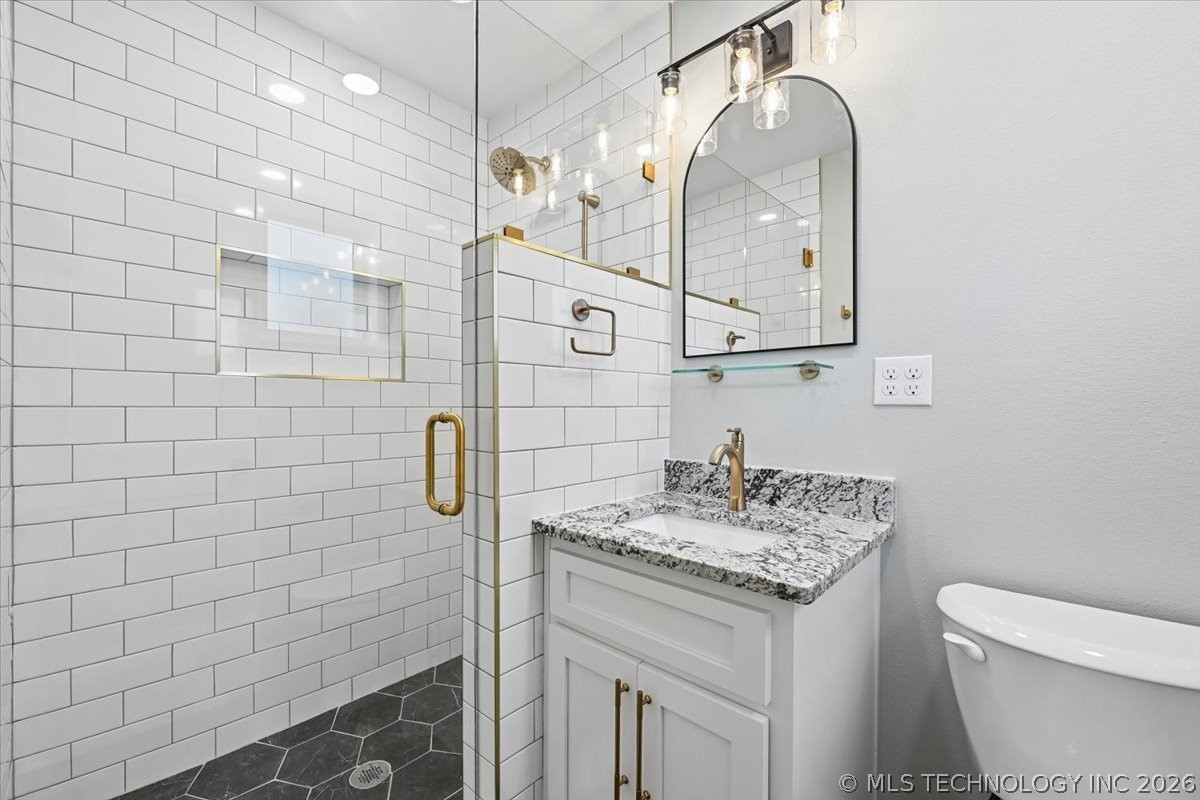 4662 E 55th Street Property Photo 37