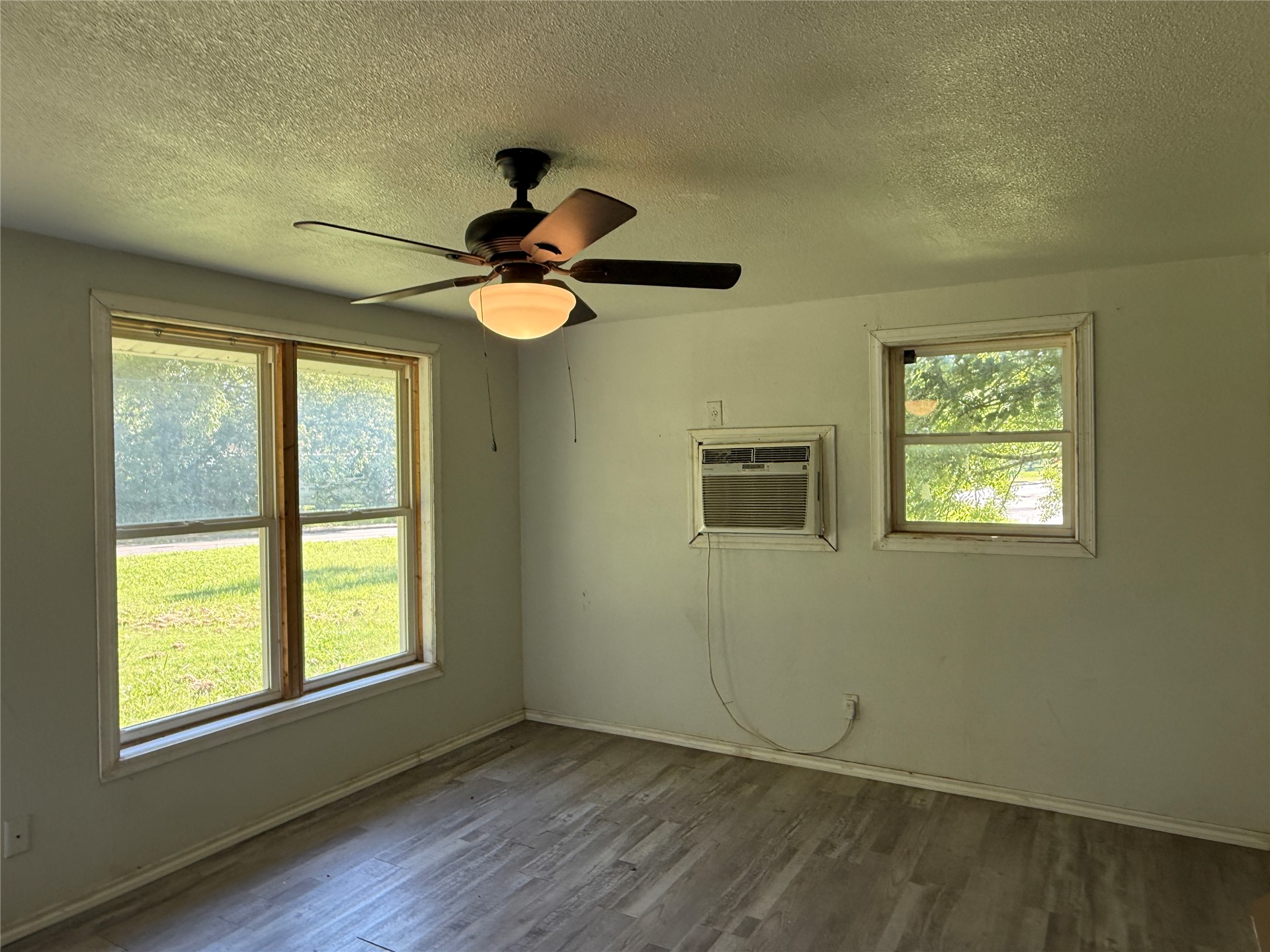 1818 W Martin Luther King Street Property Photo 3