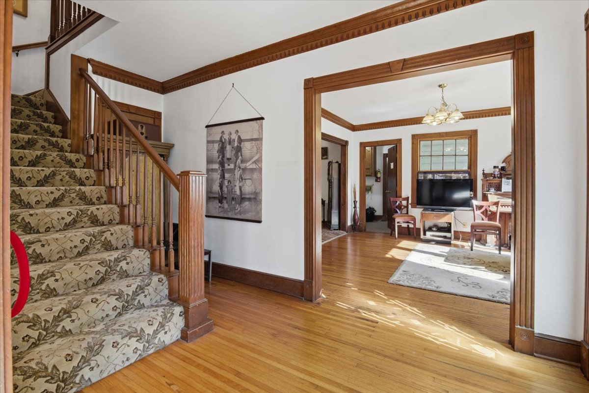 1 W 81st Street Property Photo 6