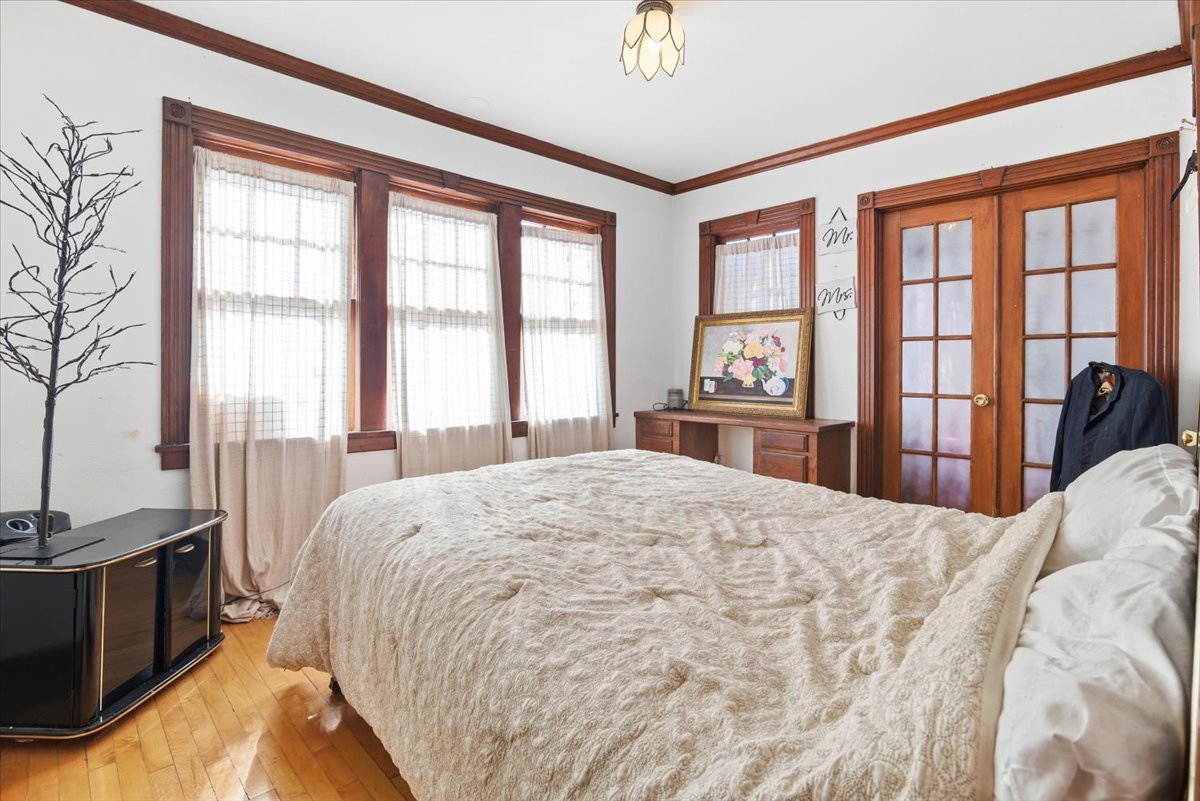 1 W 81st Street Property Photo 24