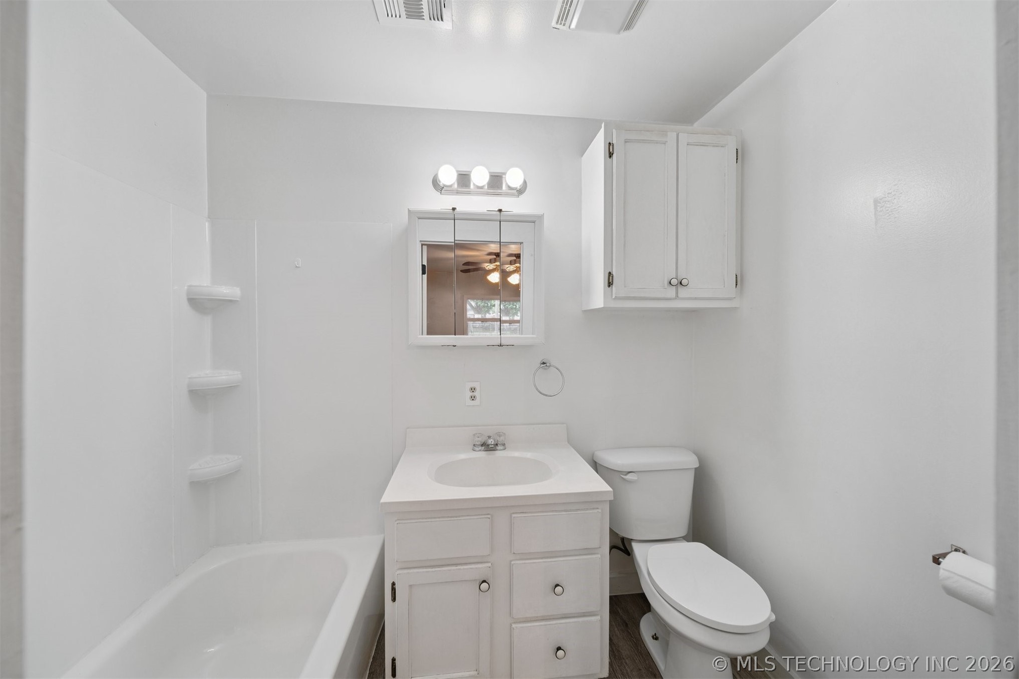 15 S Mayes Street Property Photo 15
