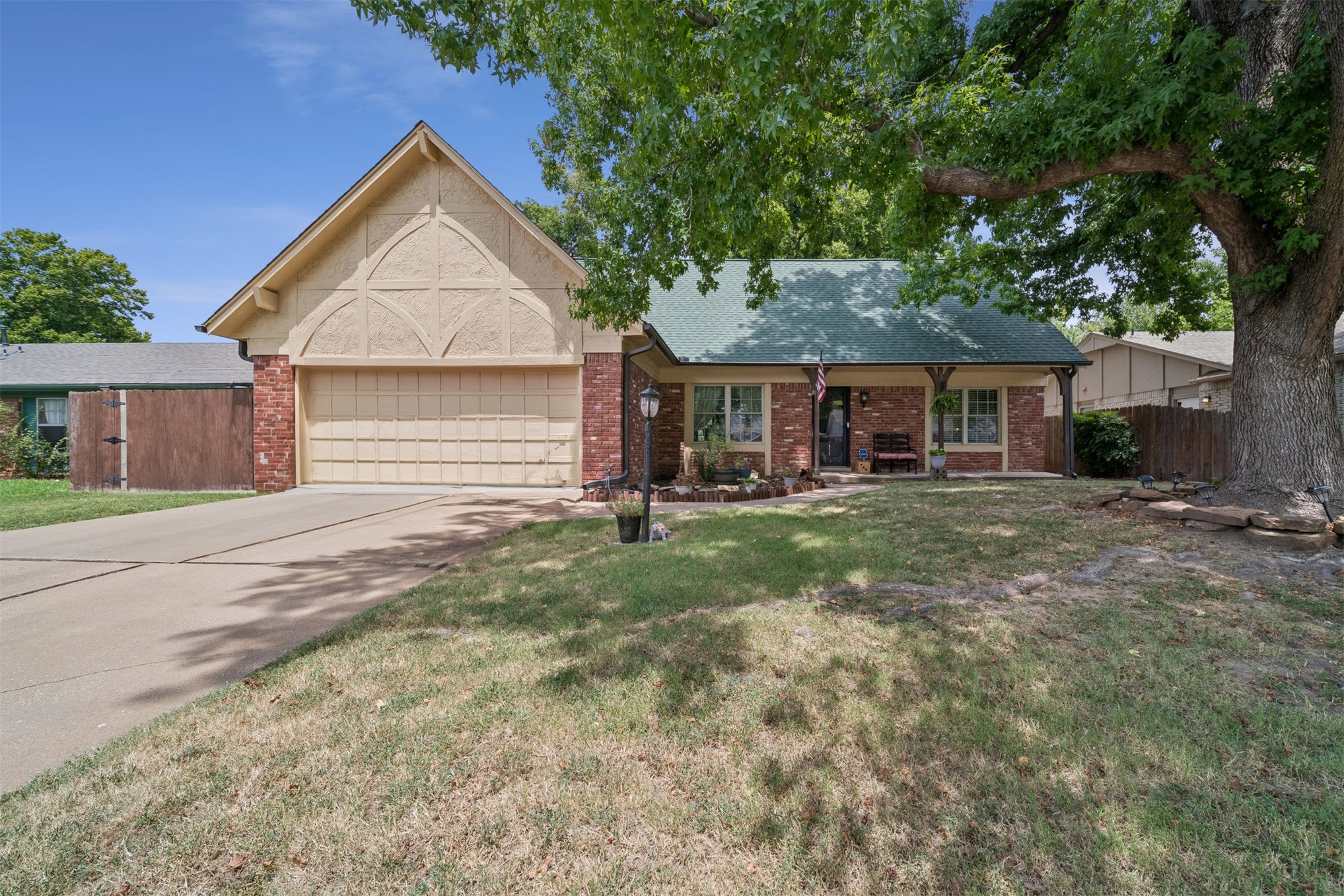 10731 E 29th Place Property Photo 1