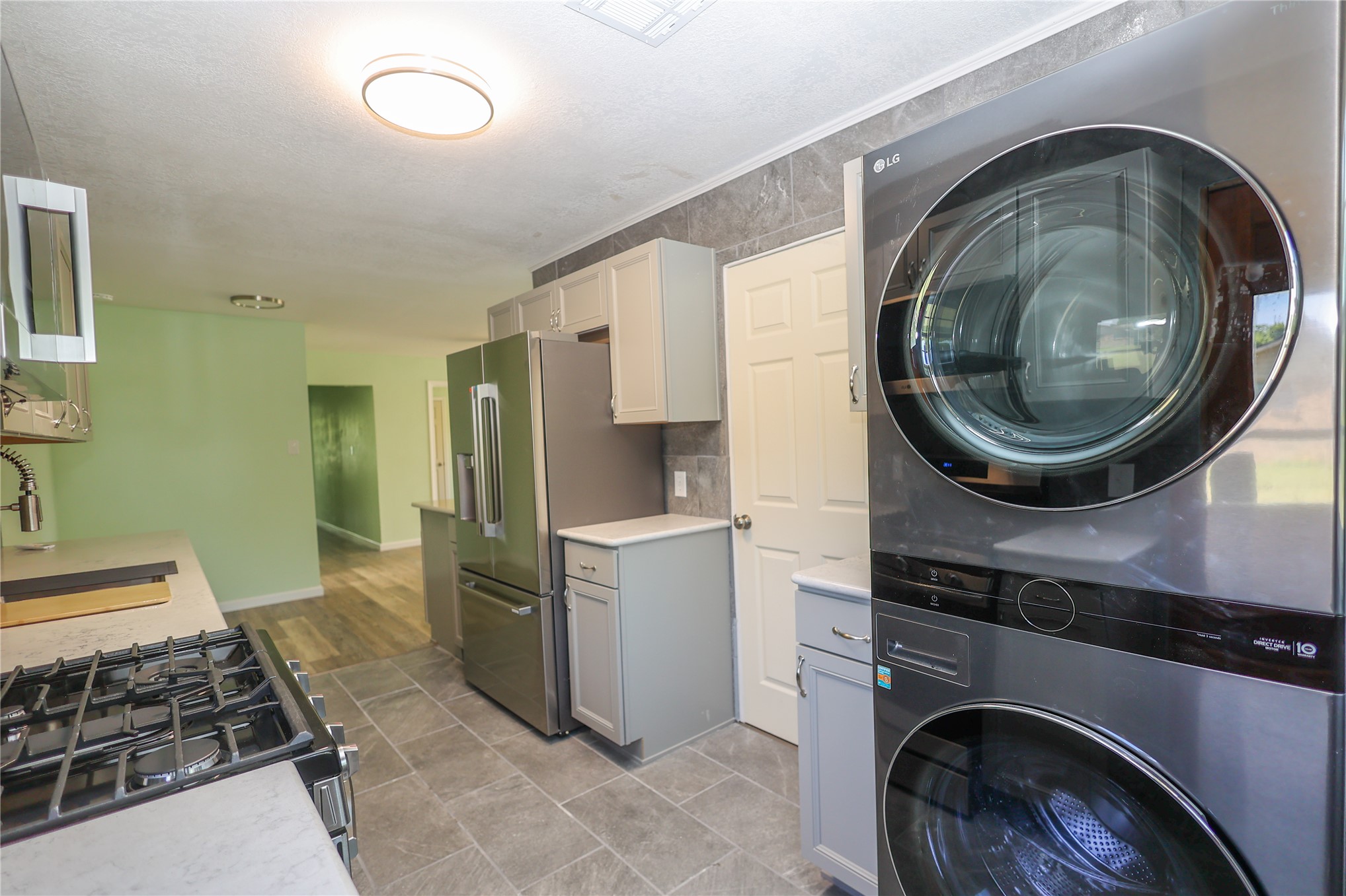 1324 Red Bud Drive Property Photo 13