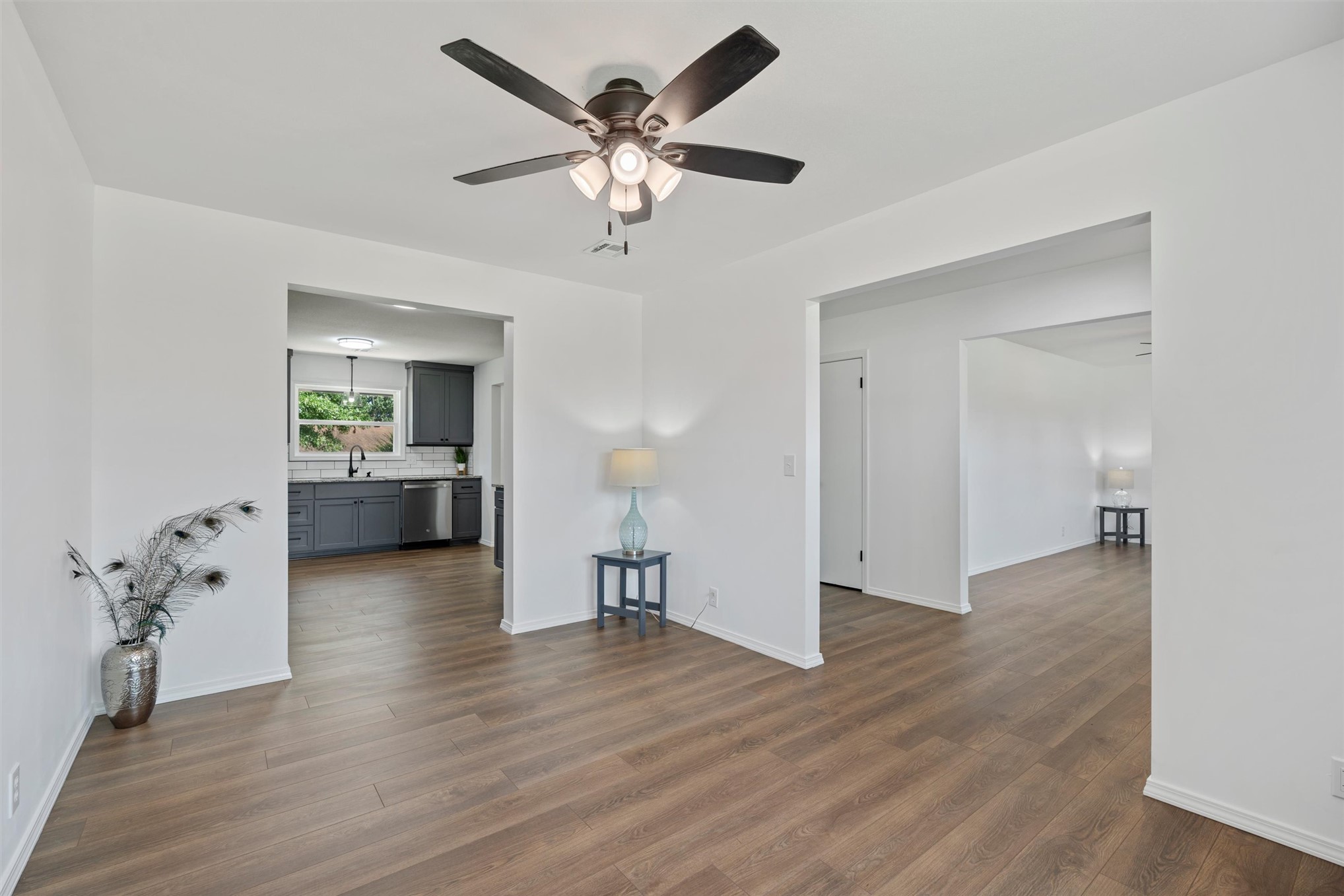 1032 Grandview Property Photo 8