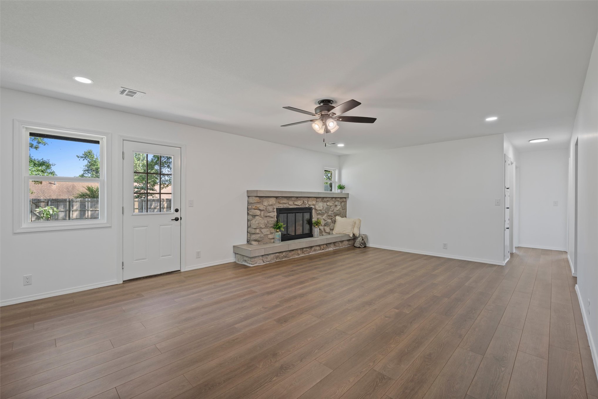1032 Grandview Property Photo 18