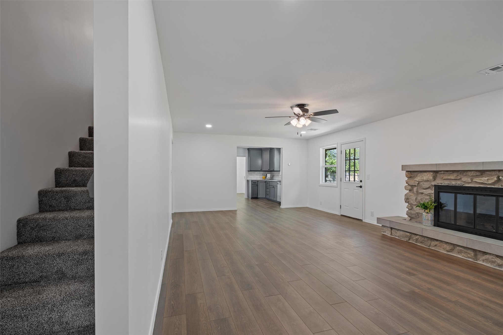 1032 Grandview Property Photo 24