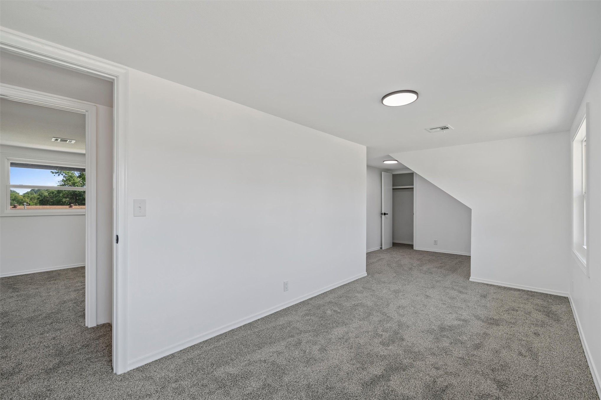 1032 Grandview Property Photo 26