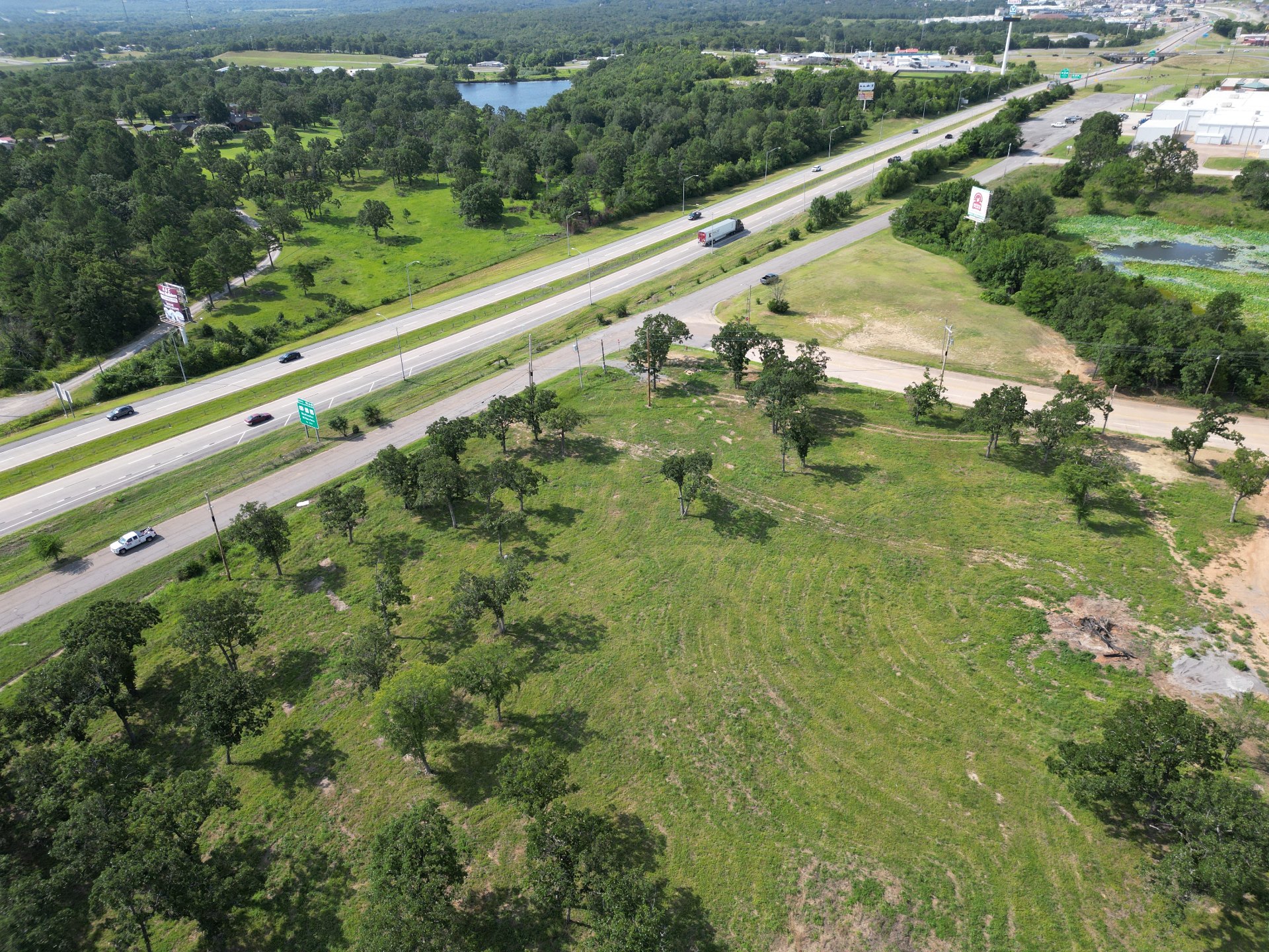 N George Nigh Expressway Property Photo 5