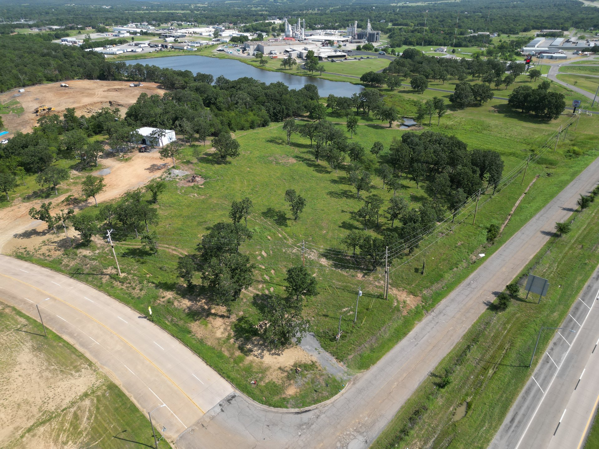 N George Nigh Expressway Property Photo 6
