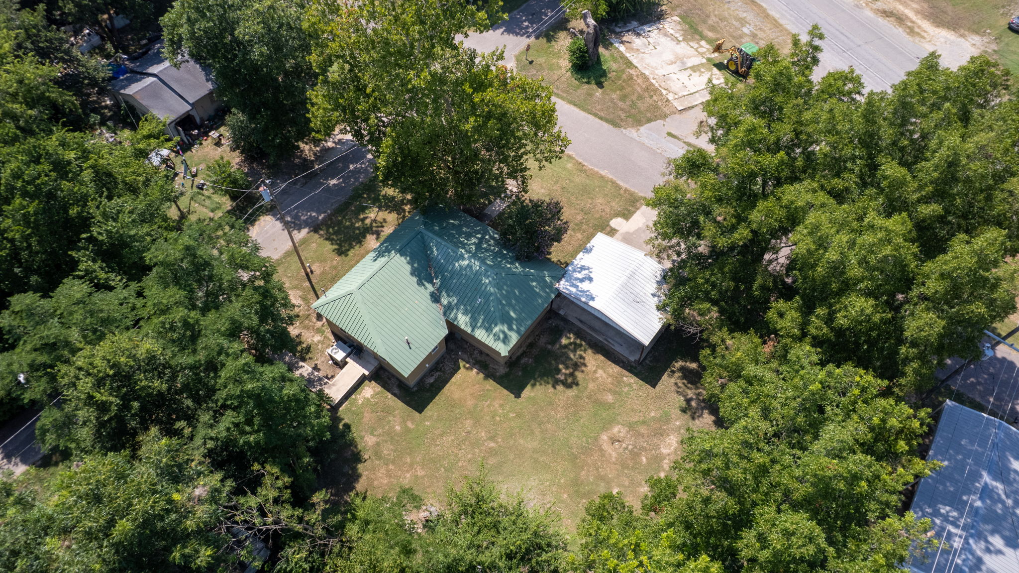 210 Main Property Photo 26