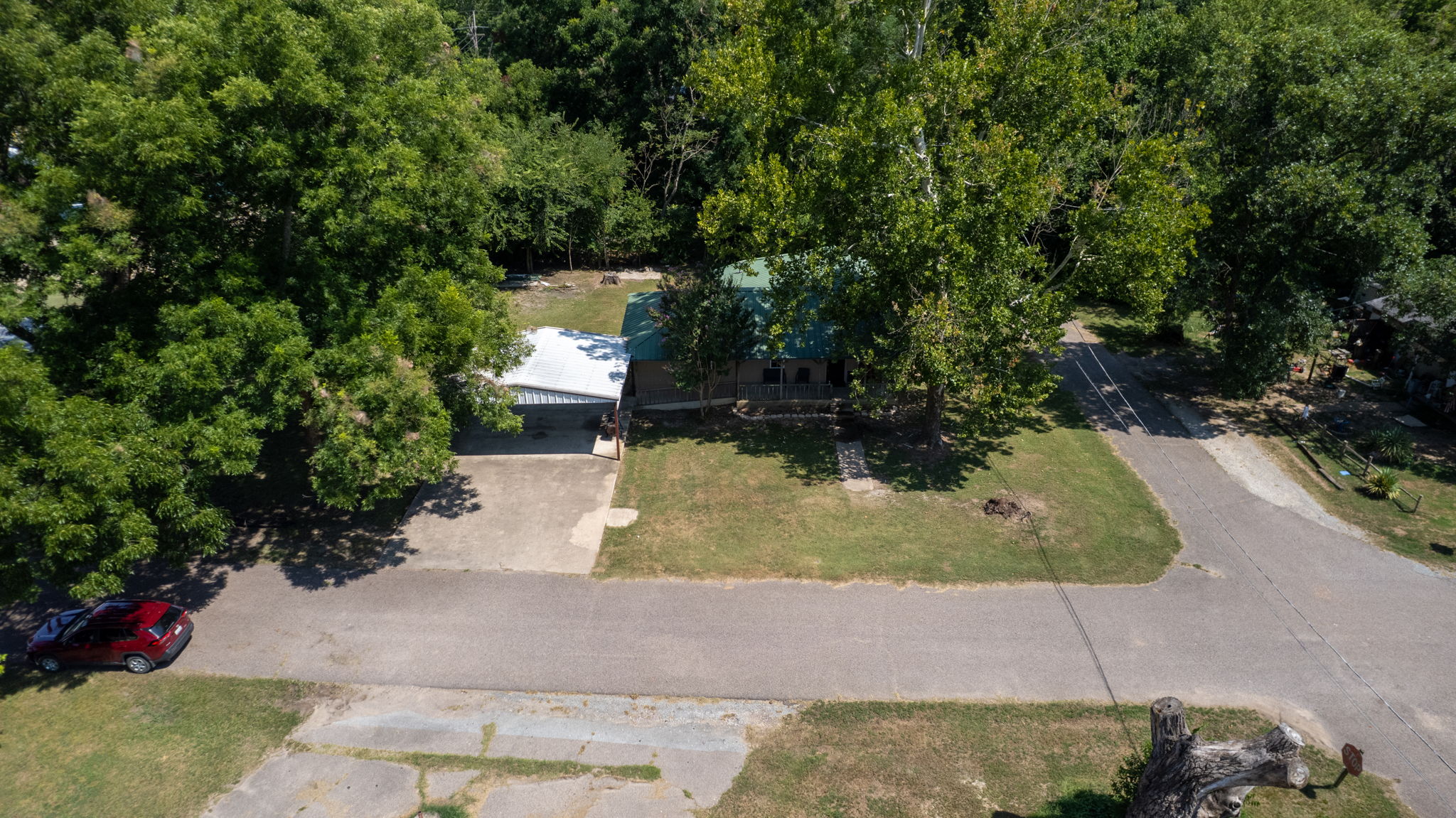 210 Main Property Photo 27