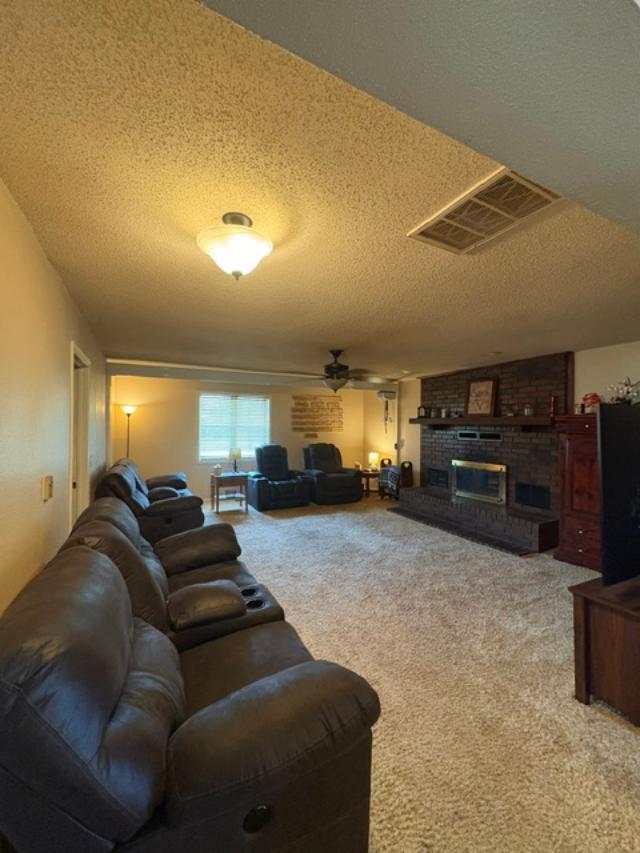 8349 S 161st West West Avenue Property Photo 4