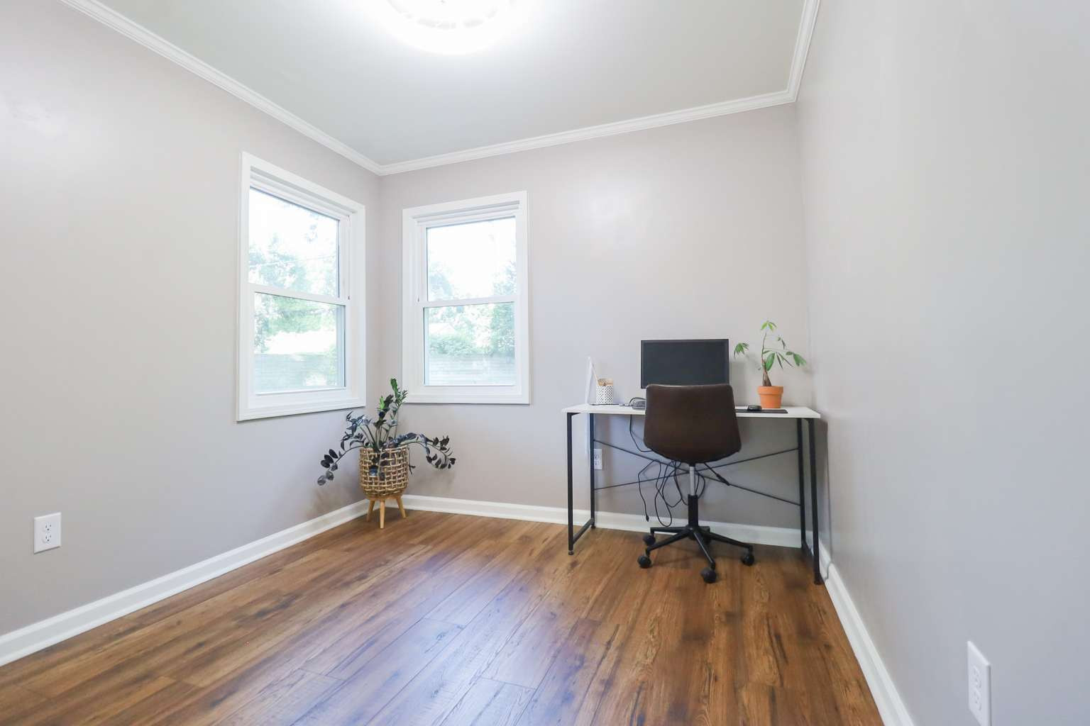 4918 S Madison Avenue Property Photo 21