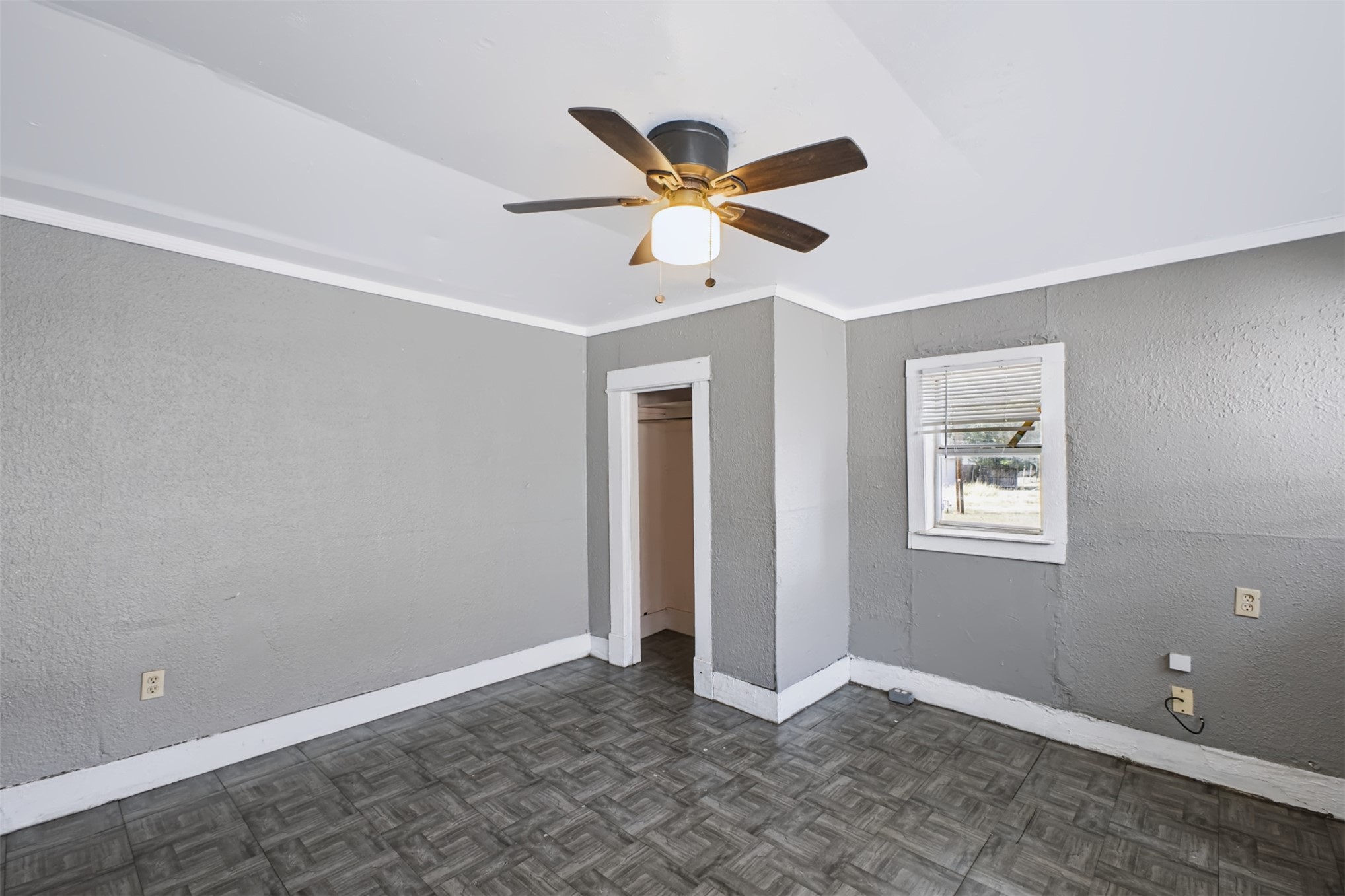 928 E Corona Property Photo 24