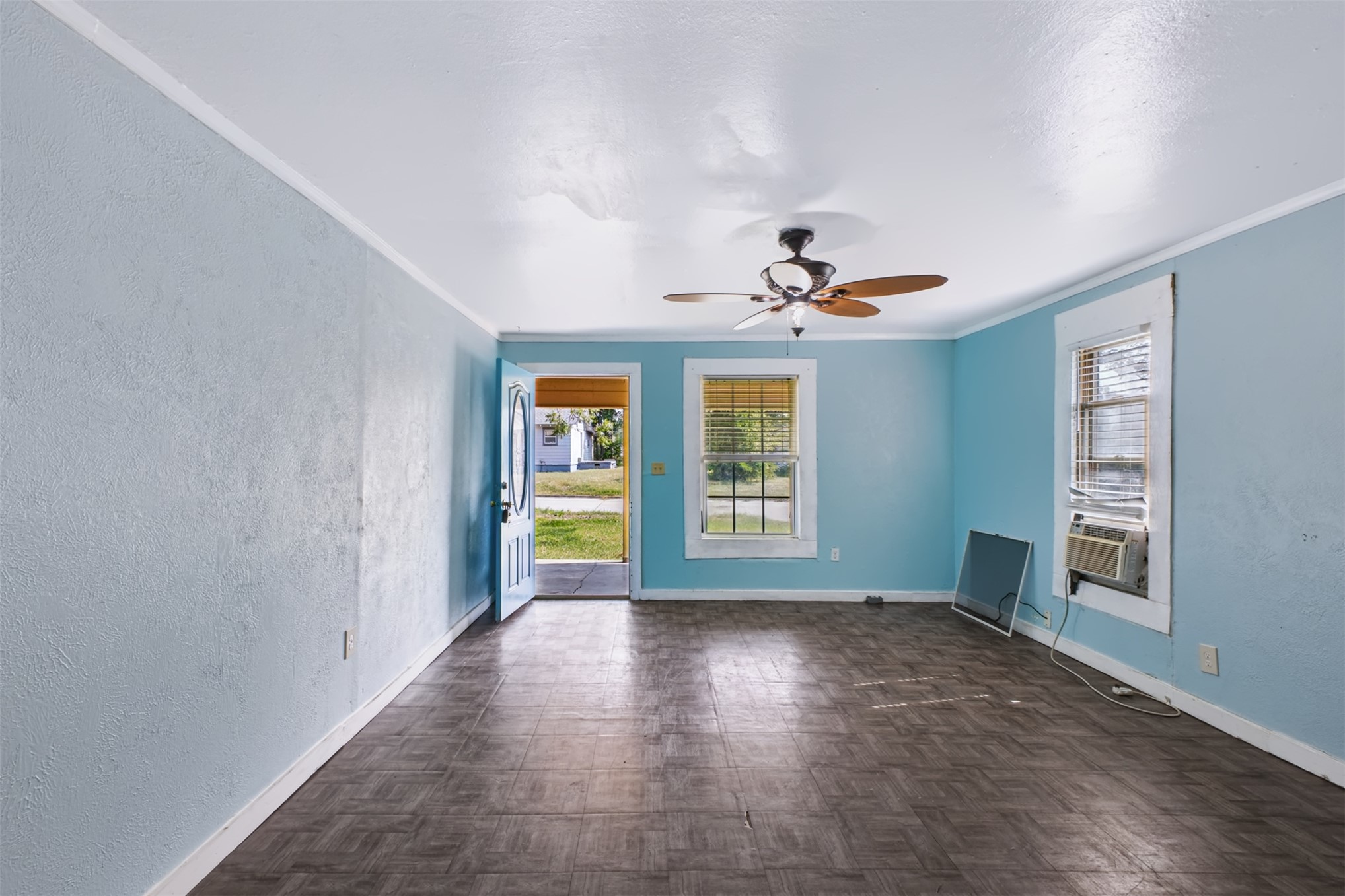 928 E Corona Property Photo 27