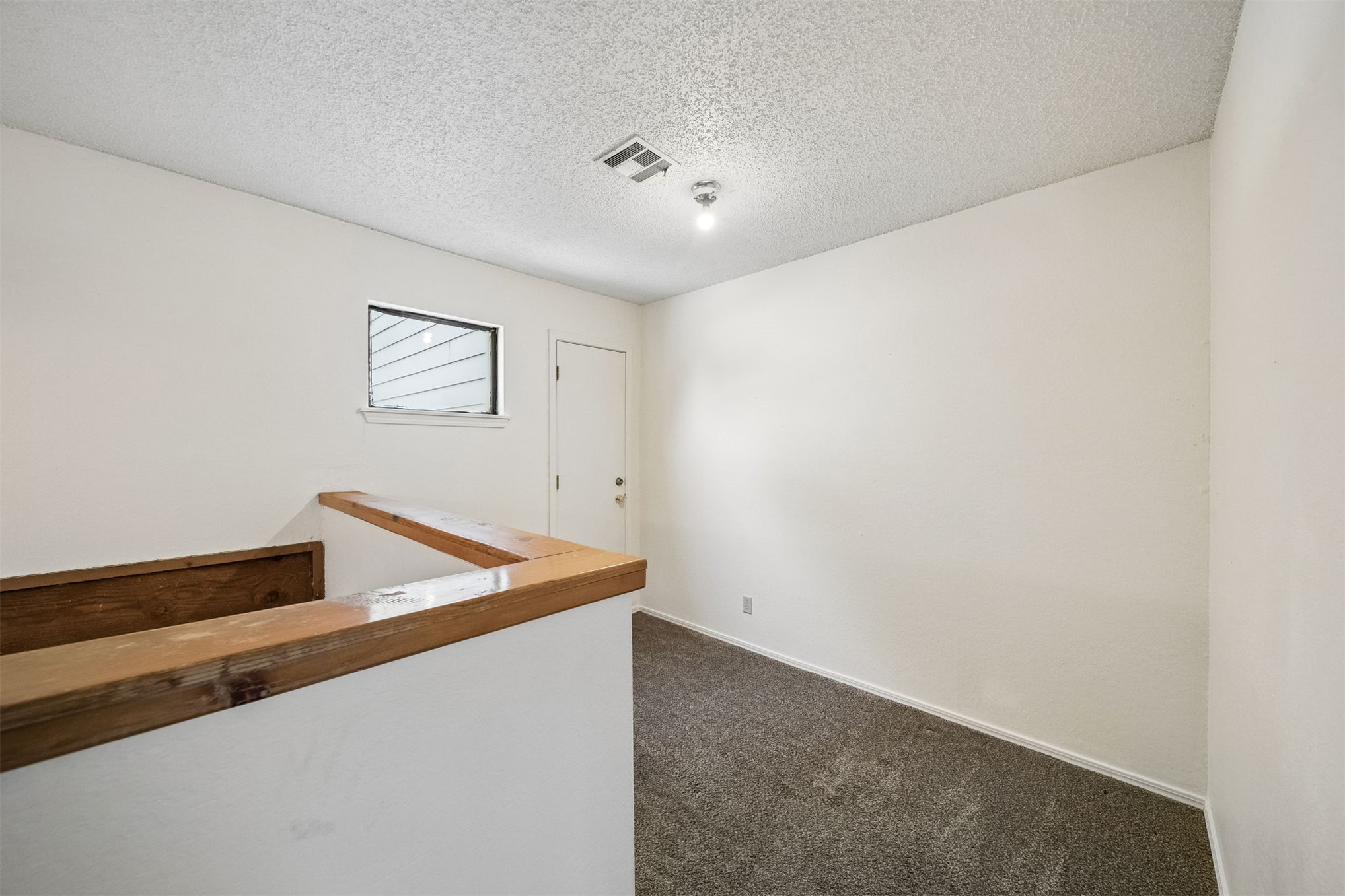 2201 W Quantico Street Property Photo 13