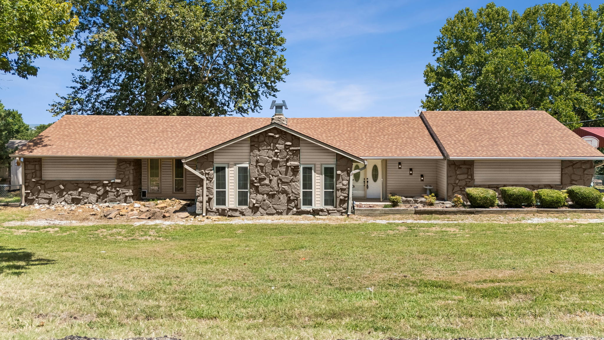 31475 Dunegan Road Property Photo 5