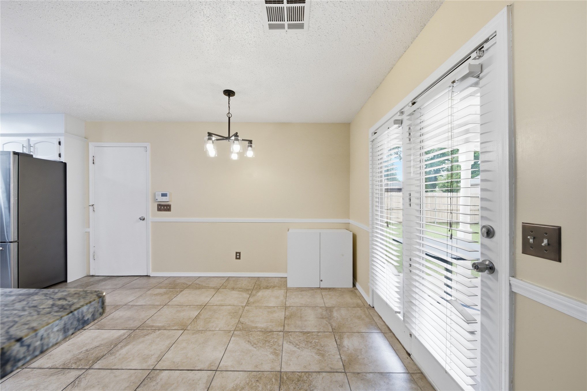 7629 E 88th Place Property Photo 13