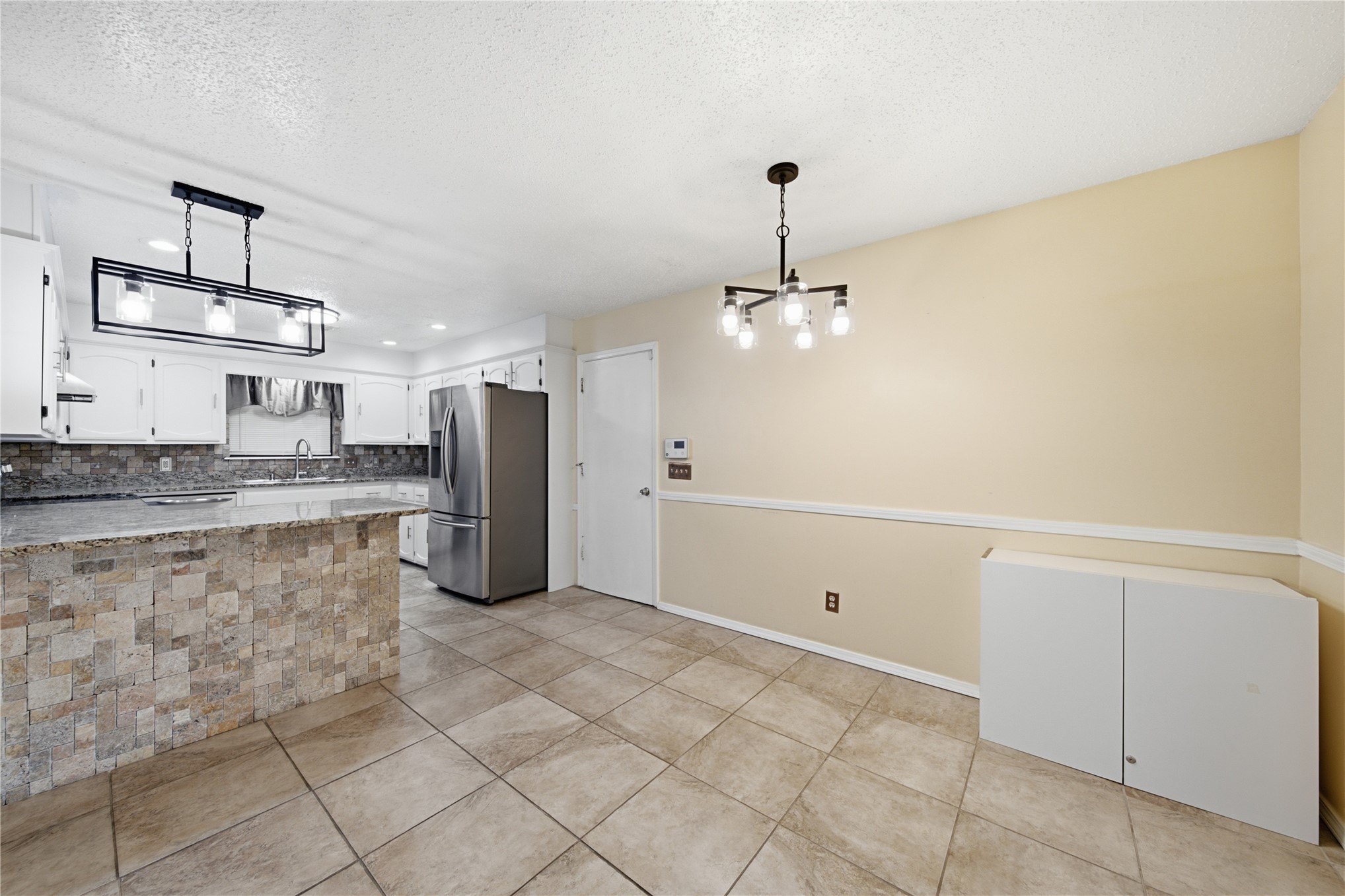7629 E 88th Place Property Photo 14