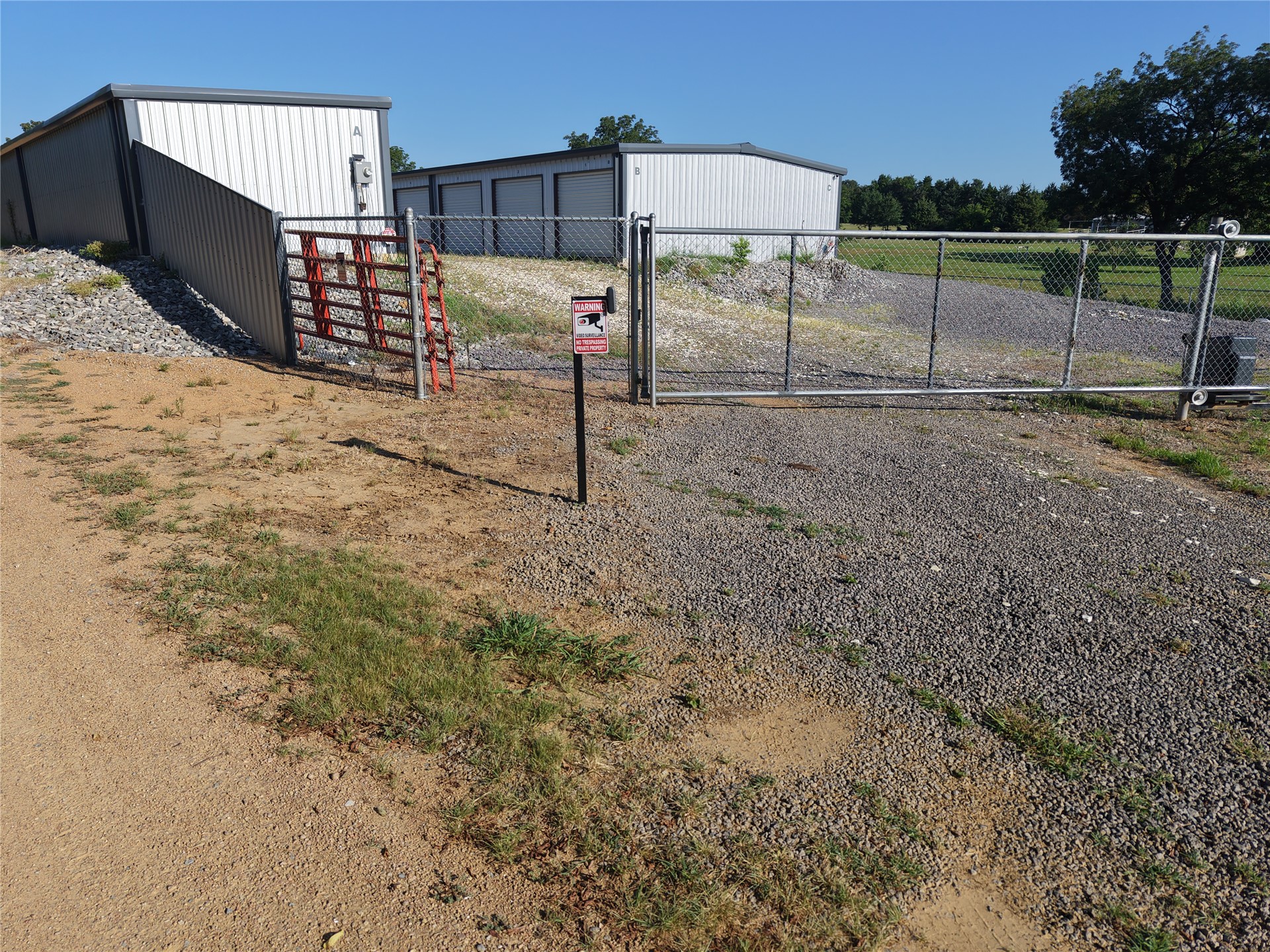 102 Dixie Drive Property Photo 8
