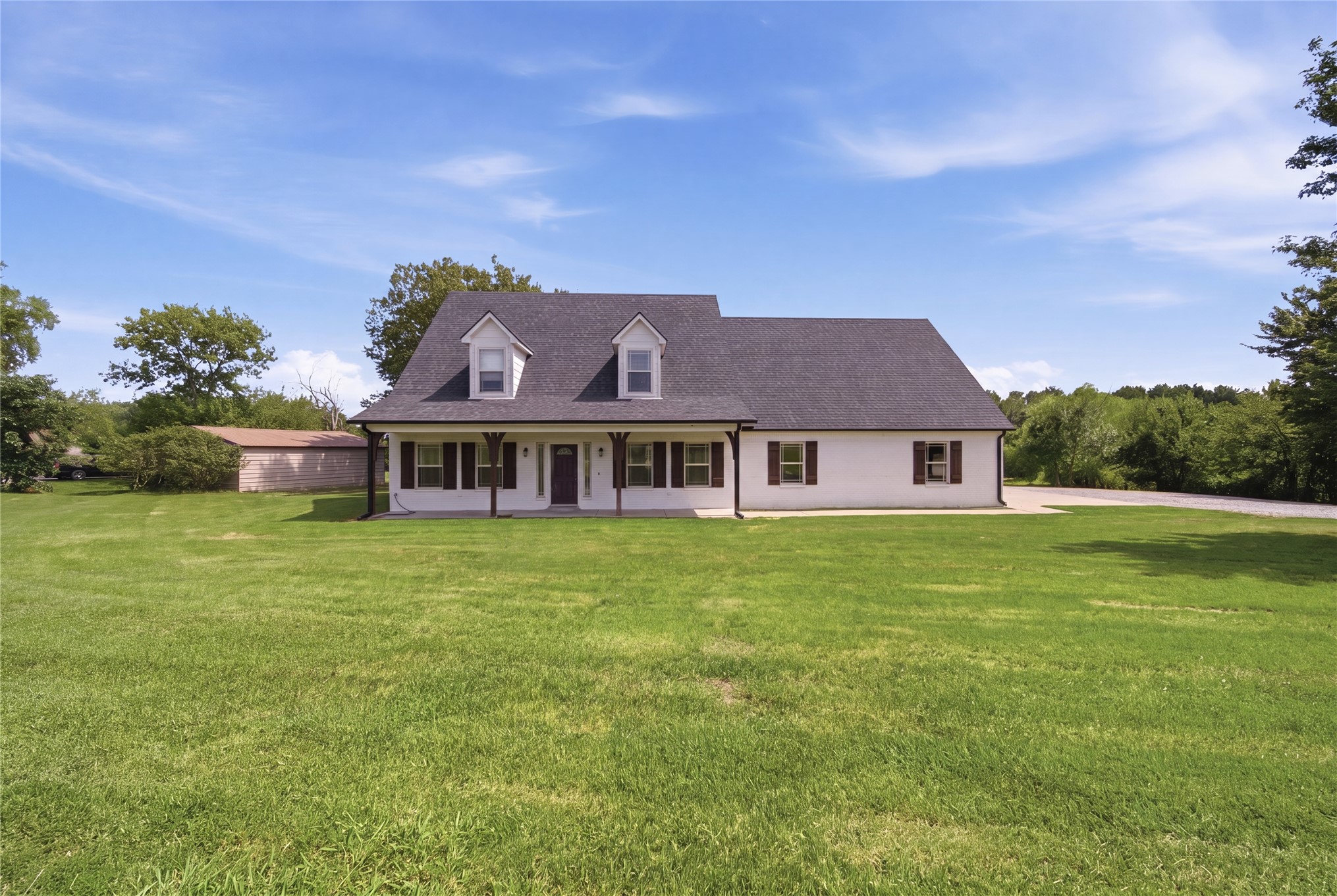 19530 E 590 Road Property Photo 5