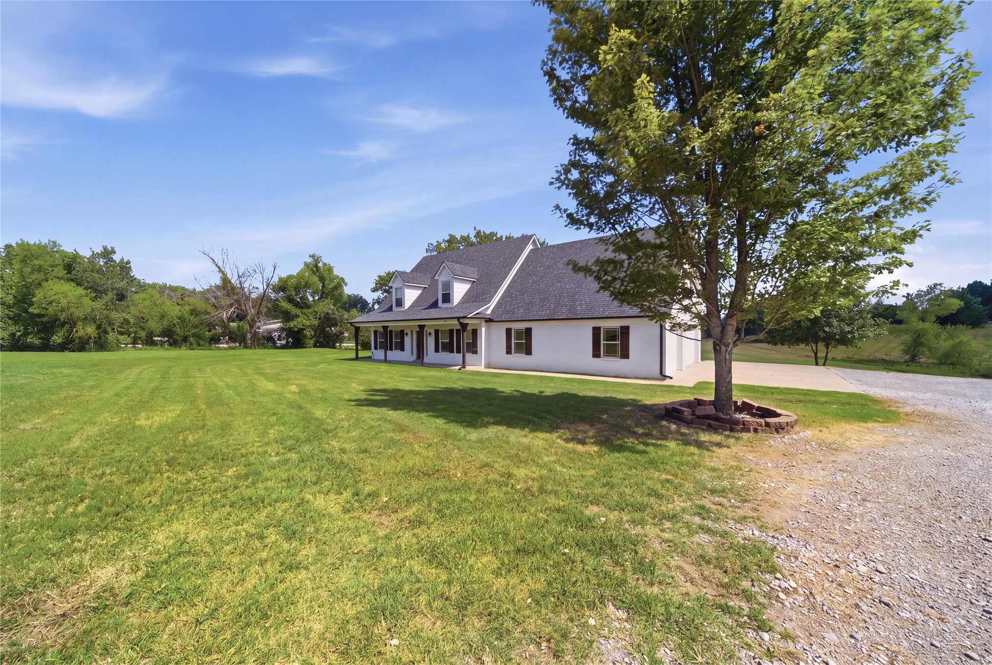 19530 E 590 Road Property Photo 7