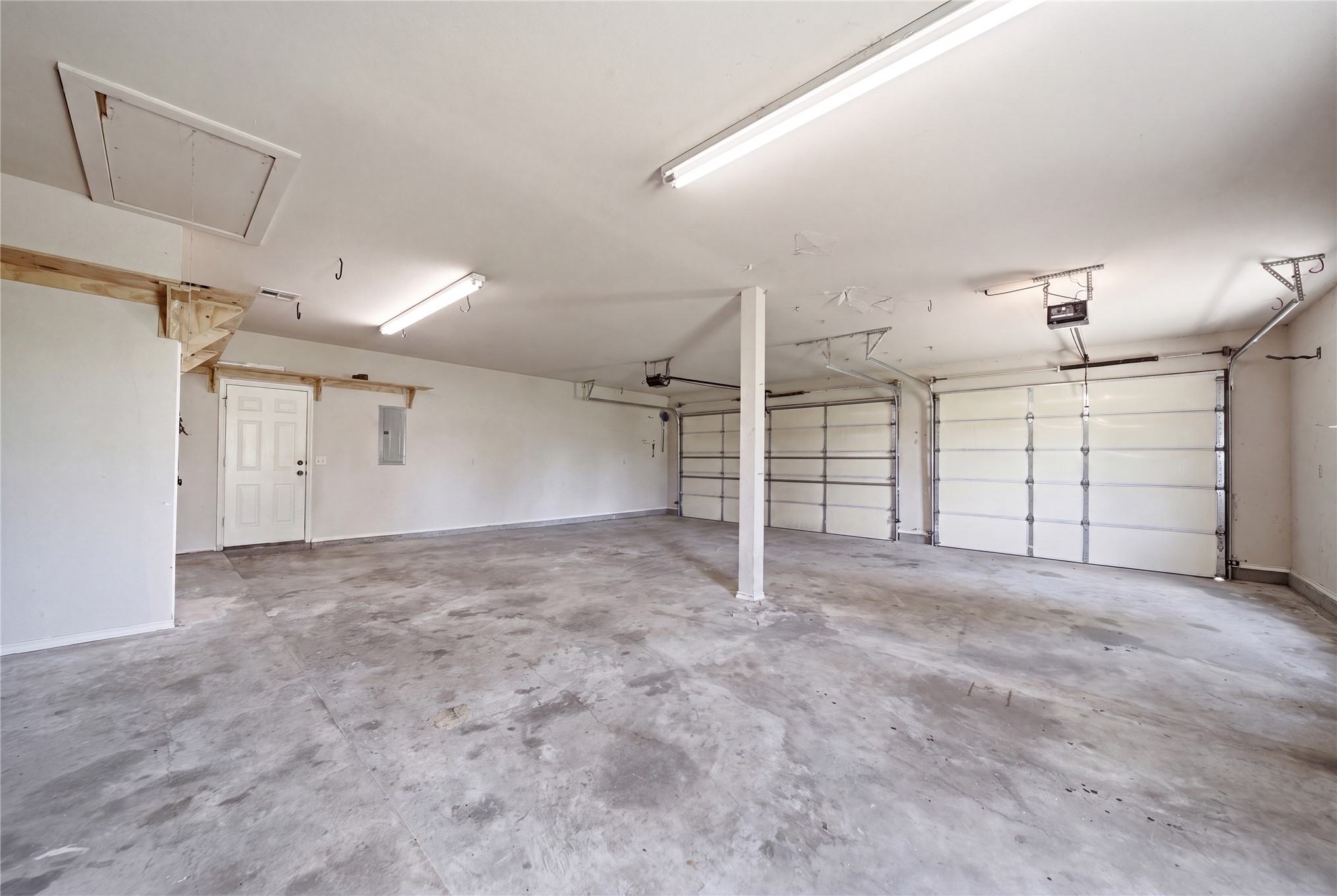 19530 E 590 Road Property Photo 32