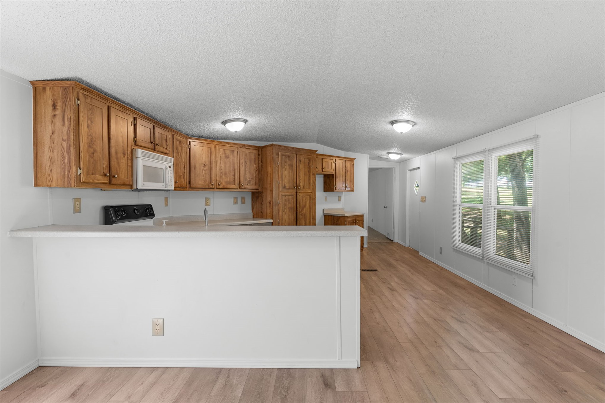 16122 S Maple Drive Property Photo 14