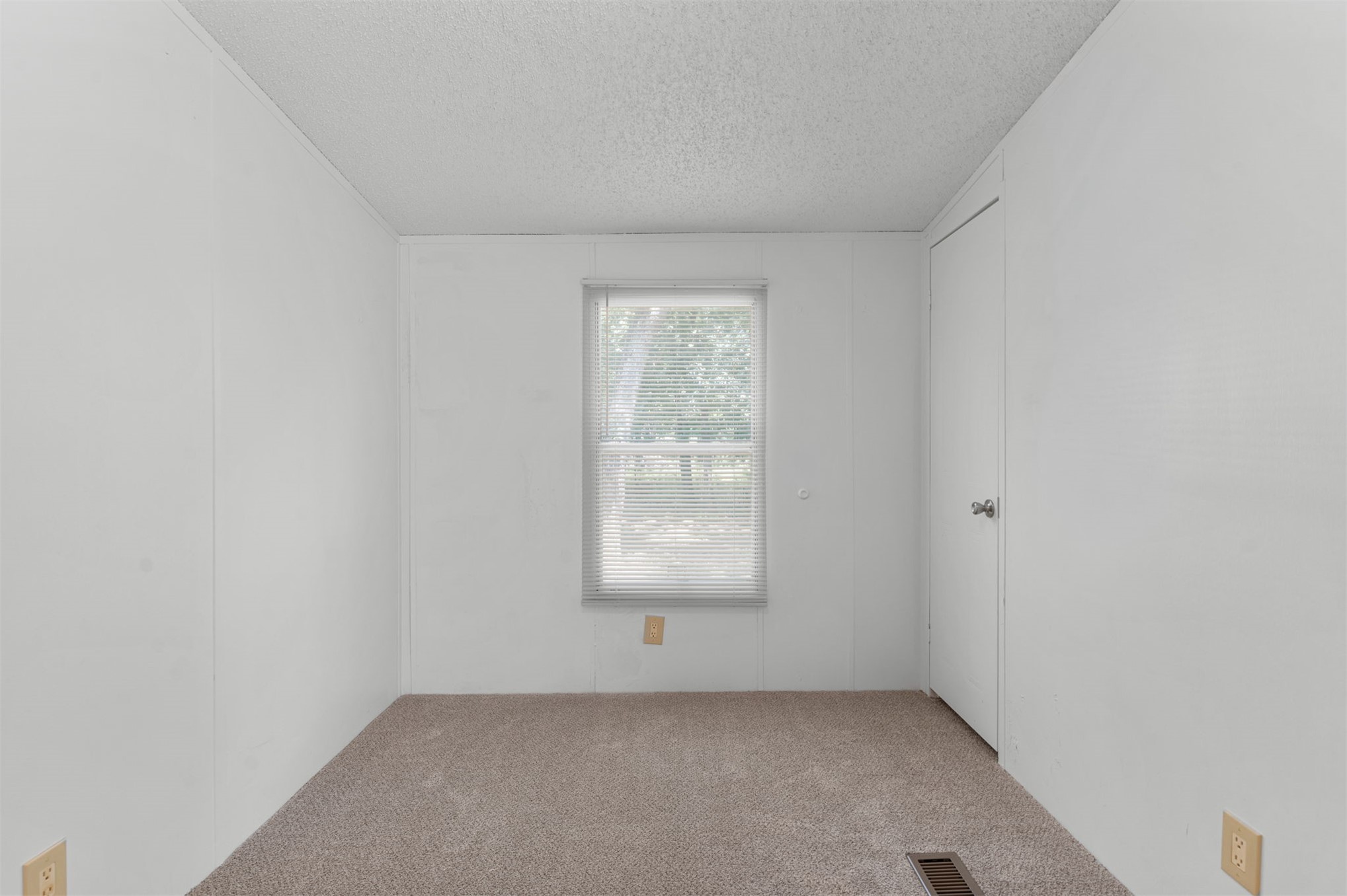 16122 S Maple Drive Property Photo 32