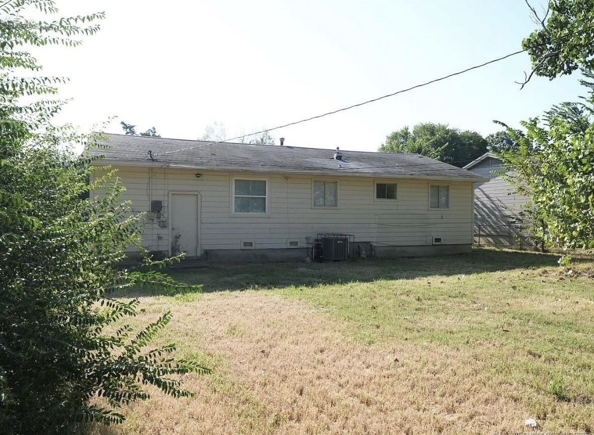 5462 N Johnstown Avenue Property Photo 10