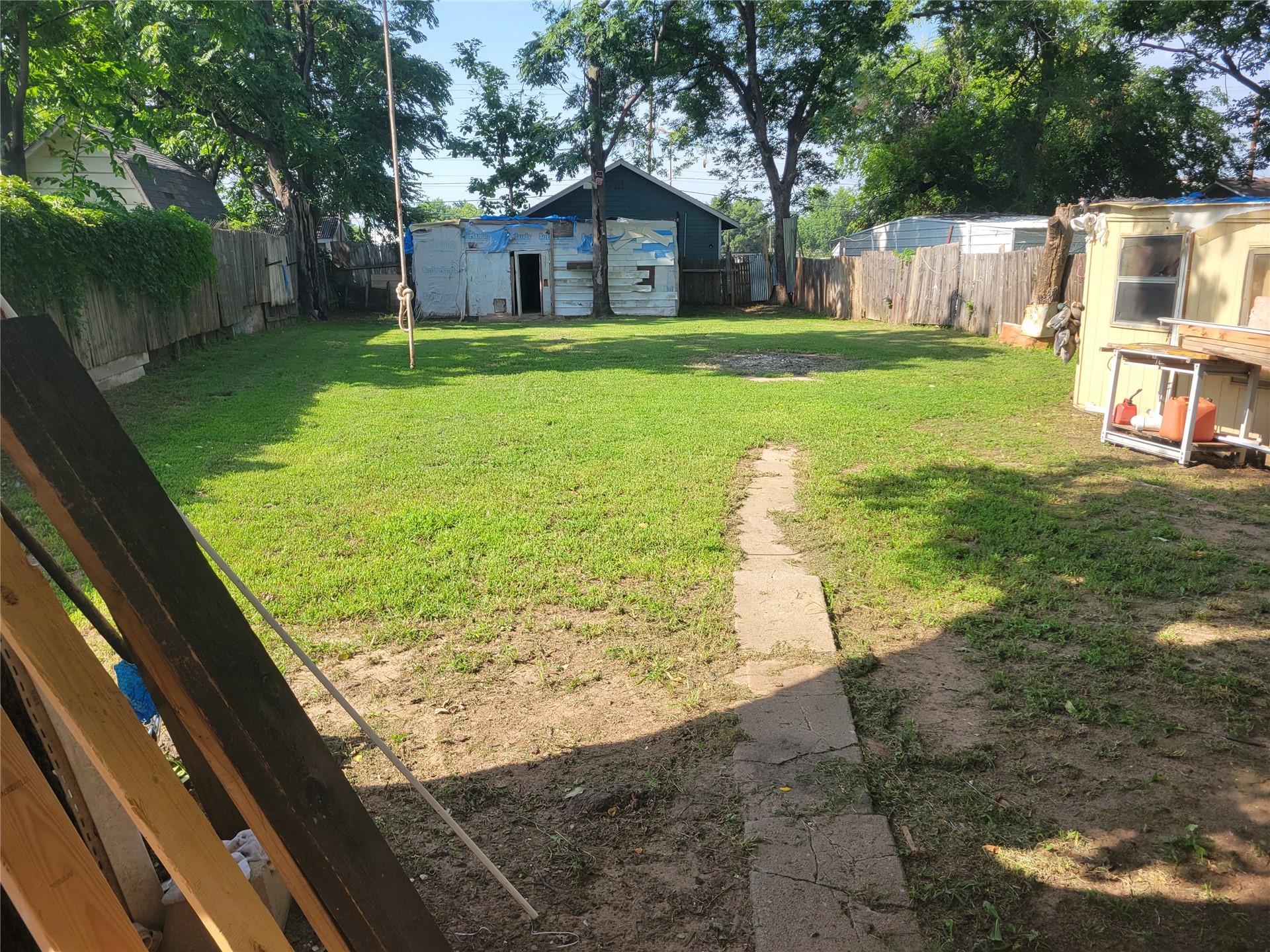 4739 W 8th Street Property Photo 11