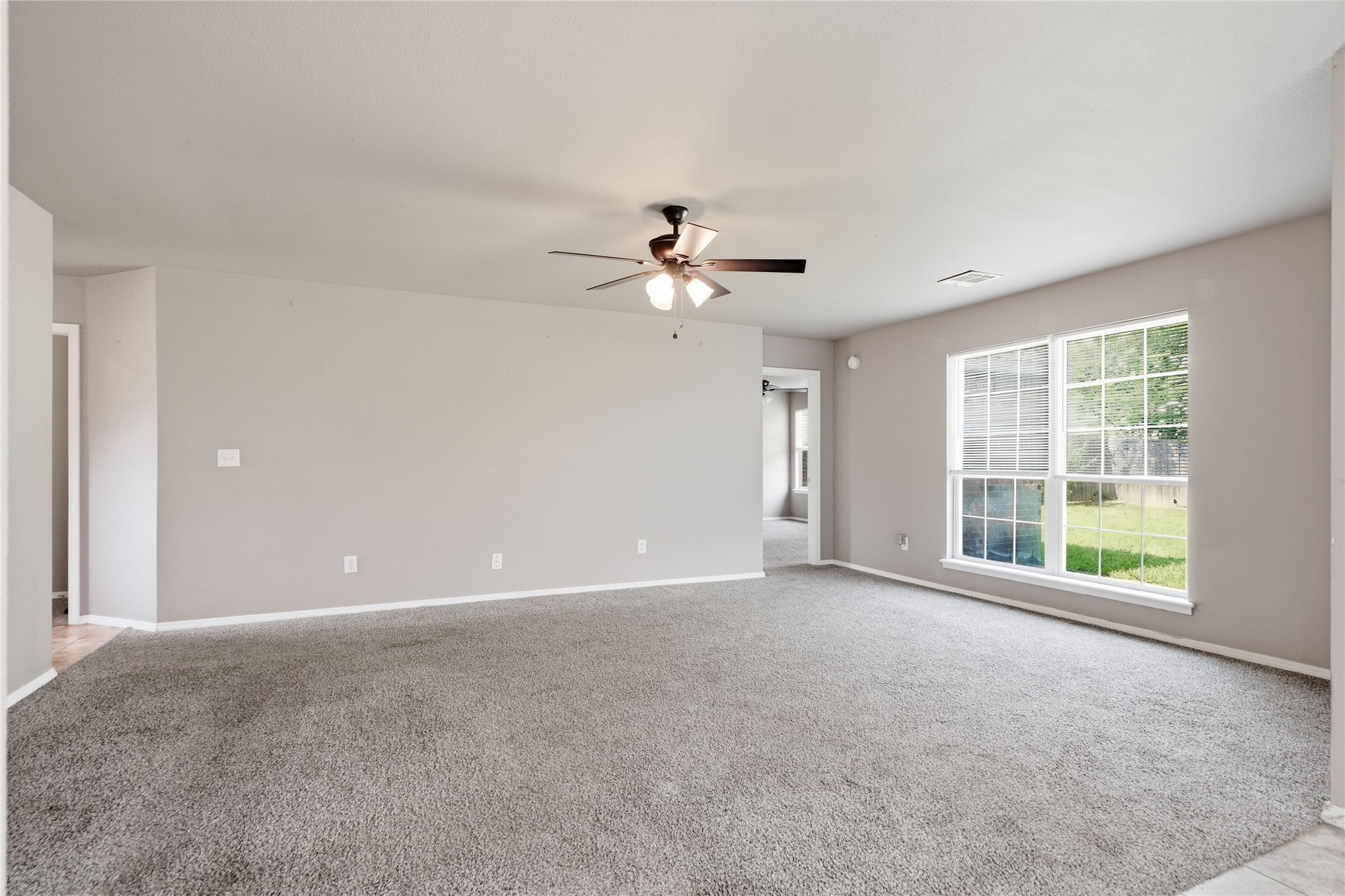 612 N Ross Street Property Photo 6