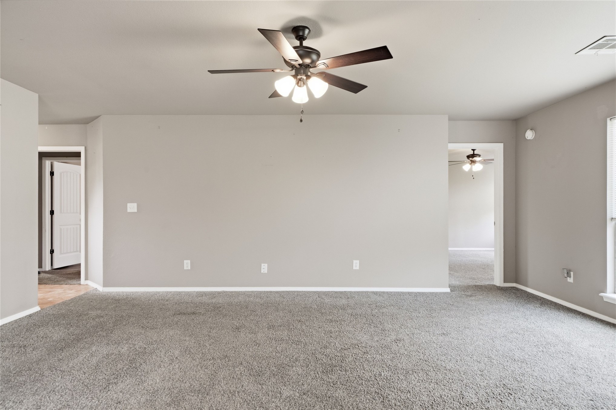 612 N Ross Street Property Photo 7