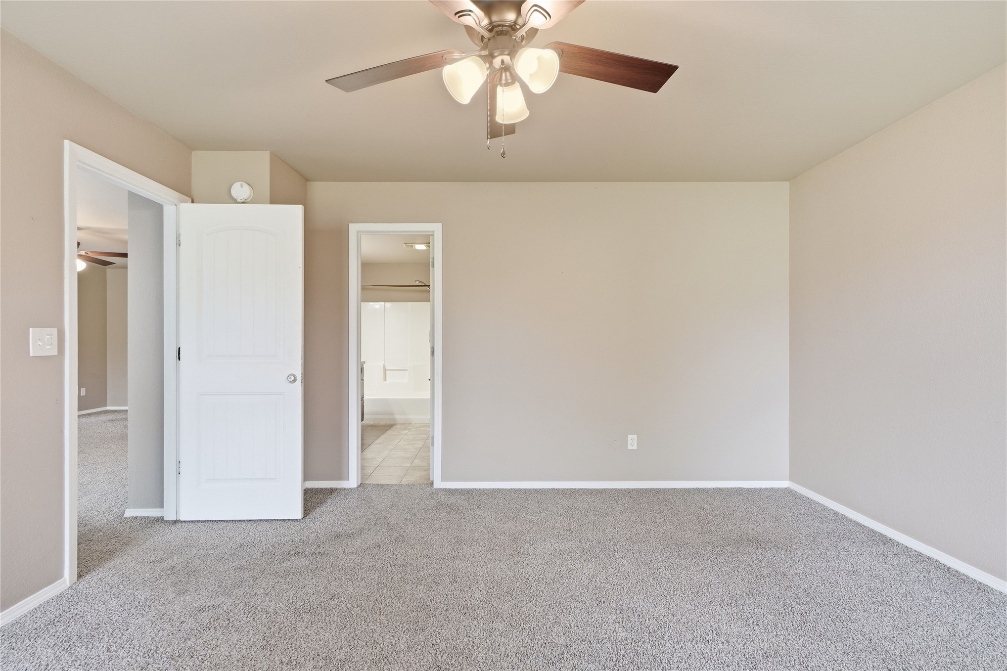 612 N Ross Street Property Photo 20