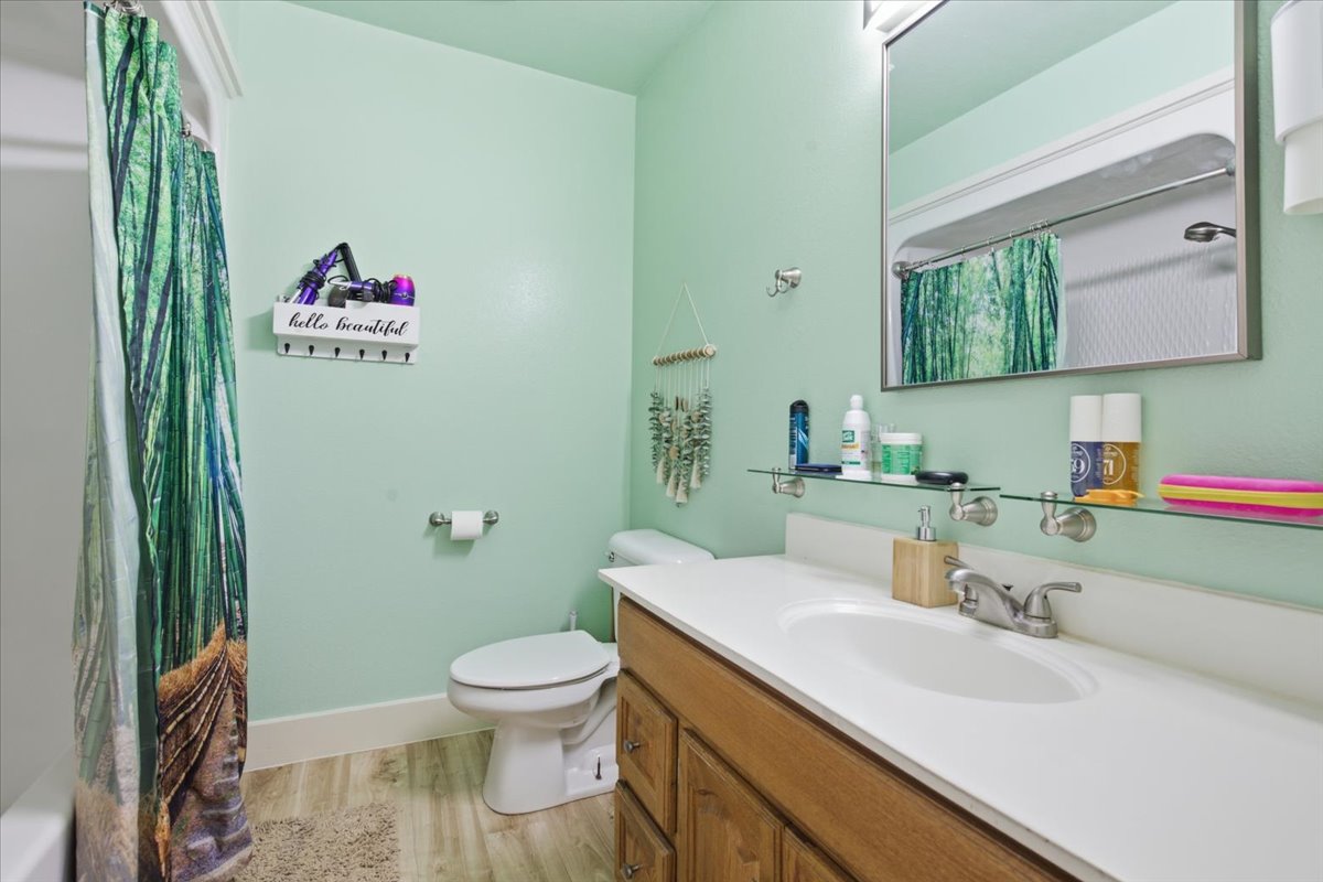 7587 County Road 3610 Property Photo 24