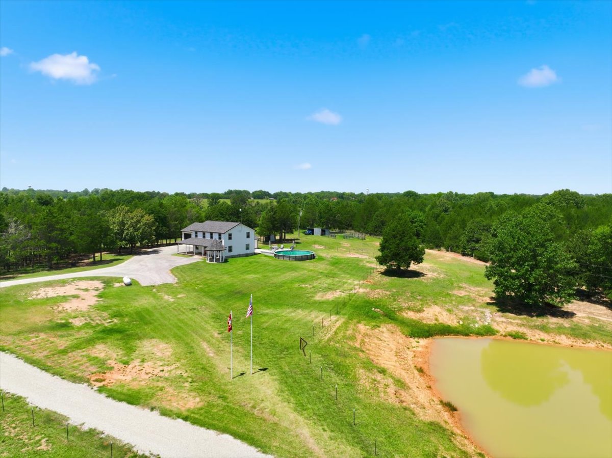 7587 County Road 3610 Property Photo 42