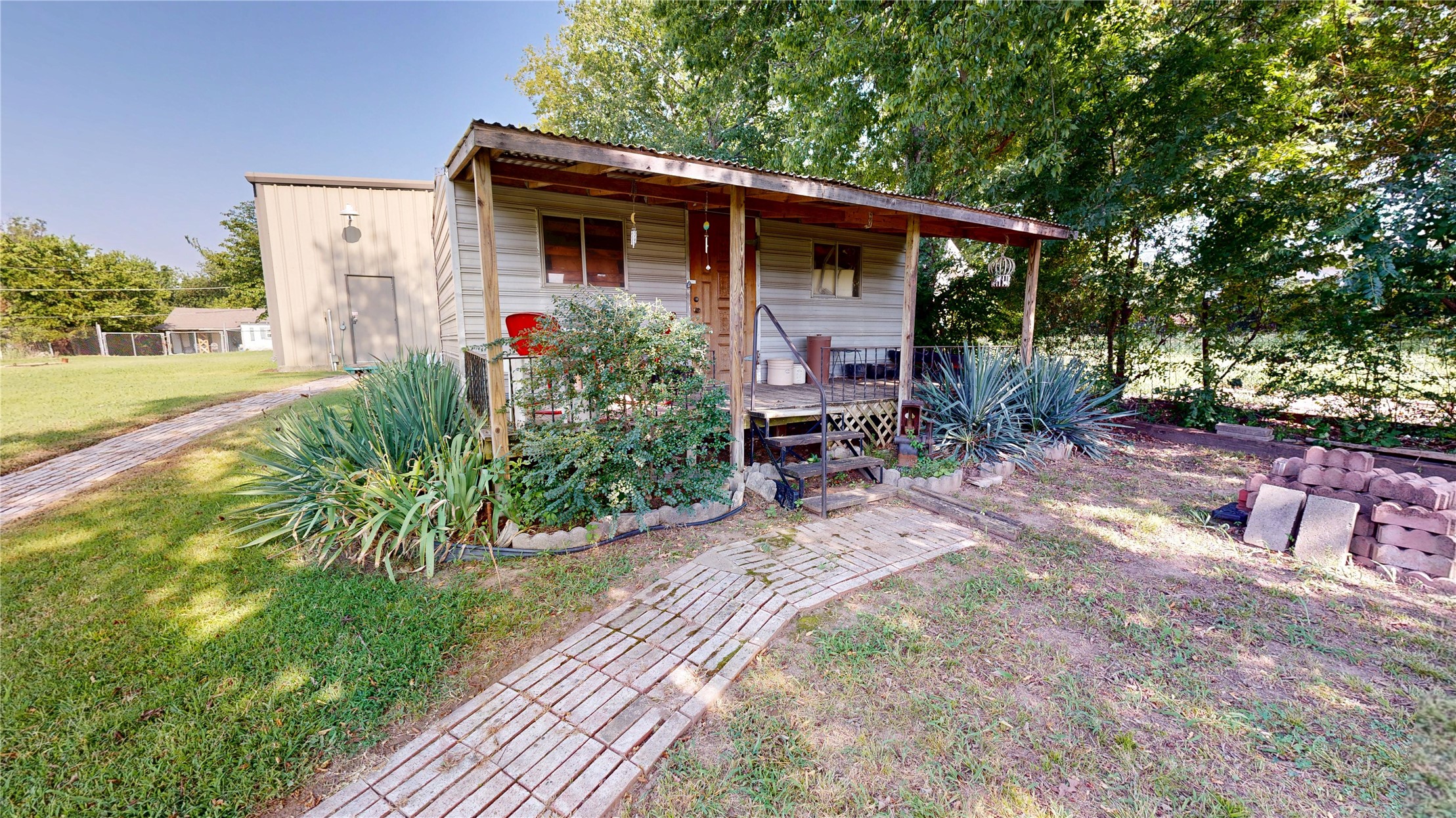 5910 S 62nd West Avenue Property Photo 4