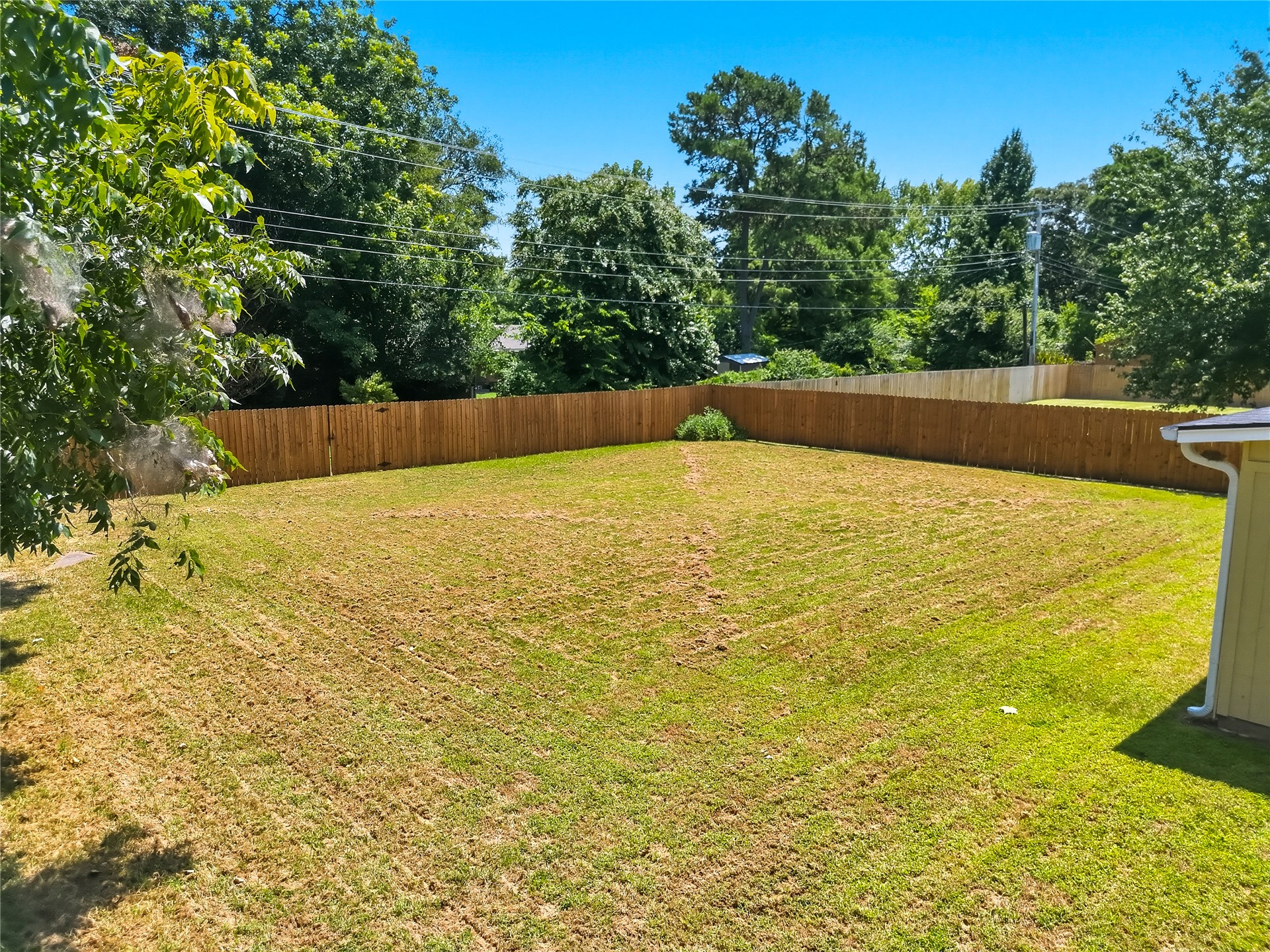 8217 Meadow Drive Property Photo 9