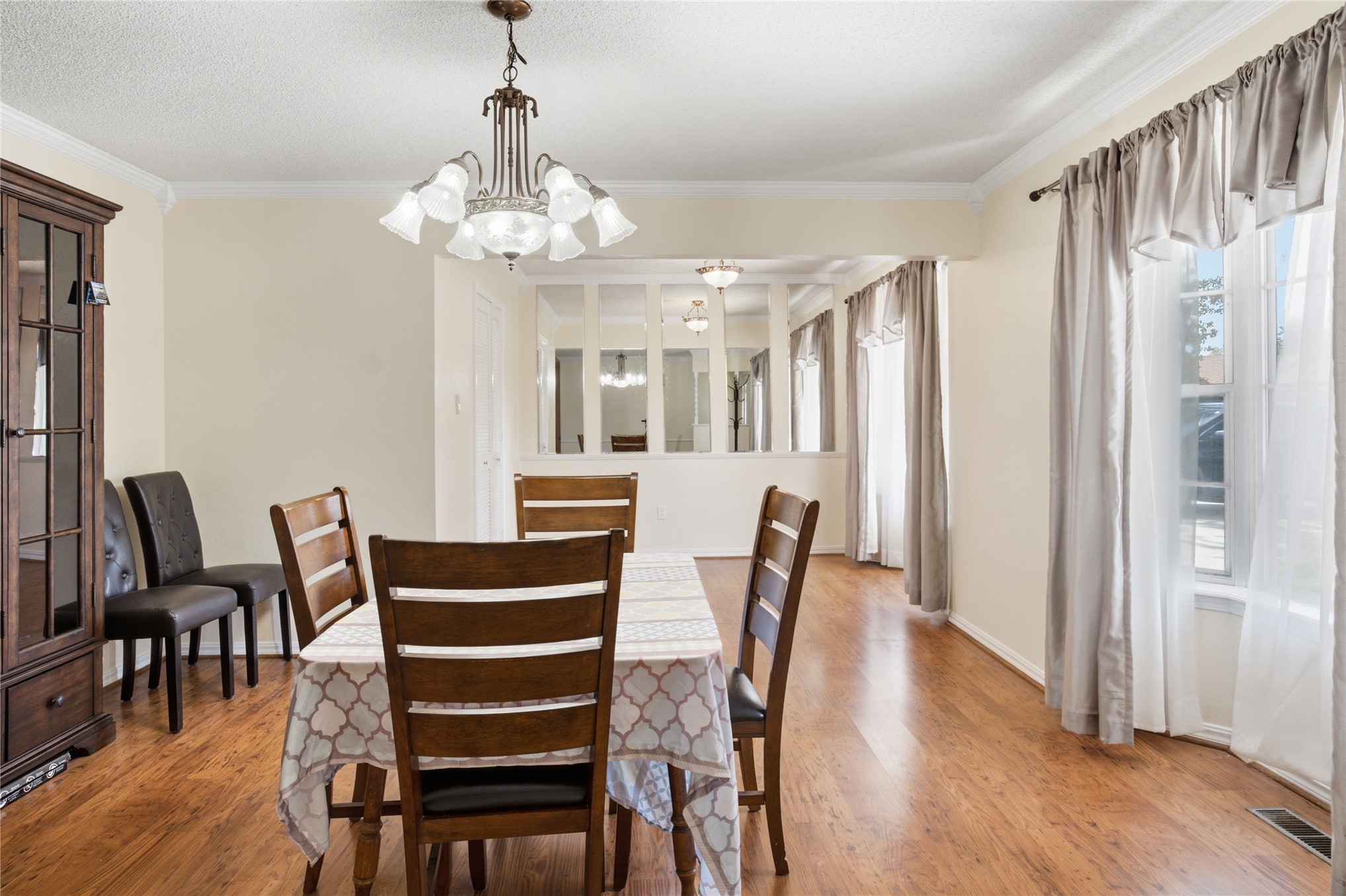 8217 Meadow Drive Property Photo 14
