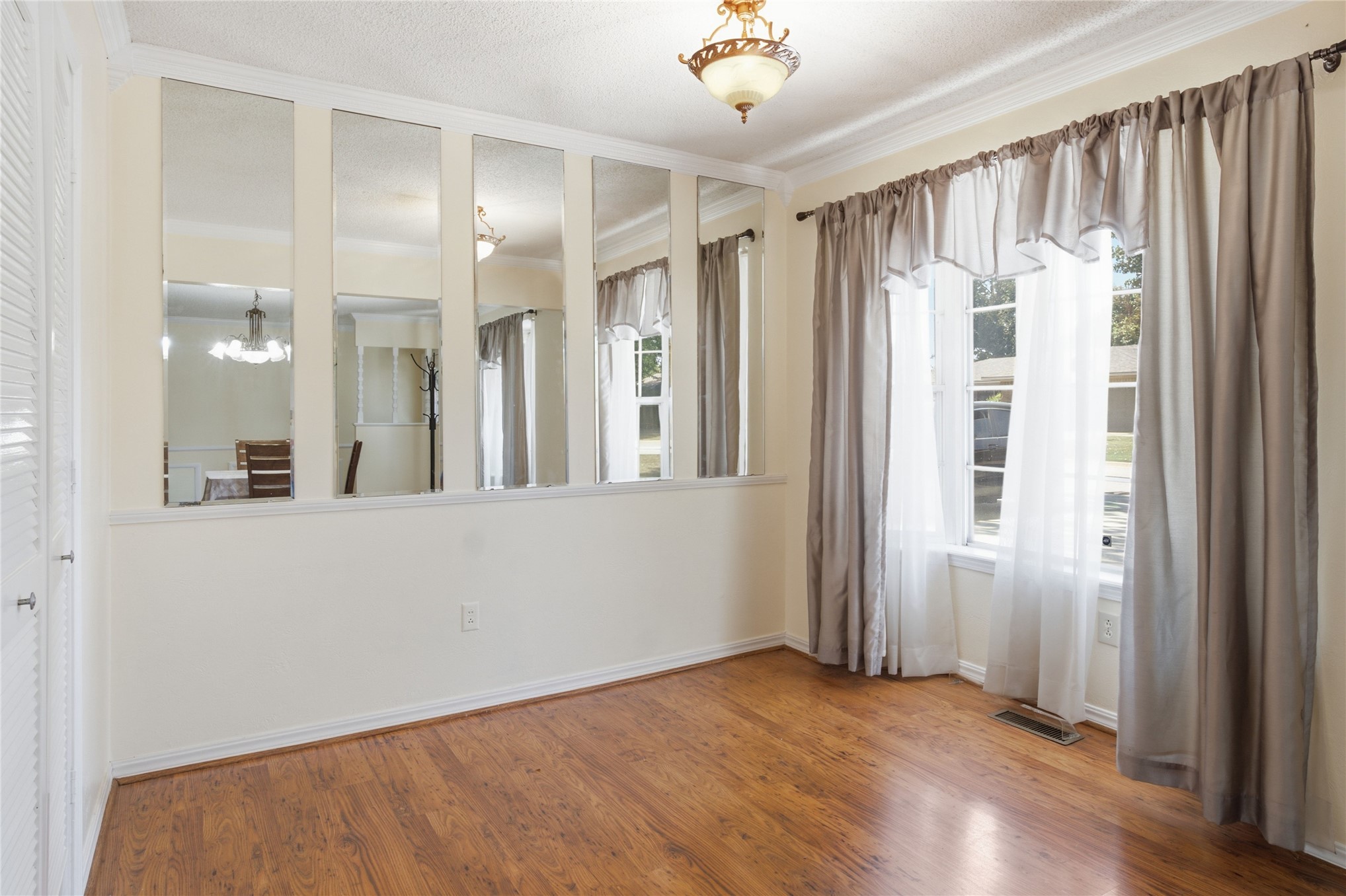 8217 Meadow Drive Property Photo 18
