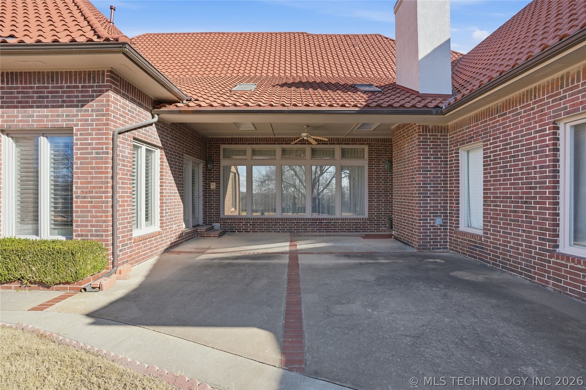 8626 S Florence Avenue Property Photo 71