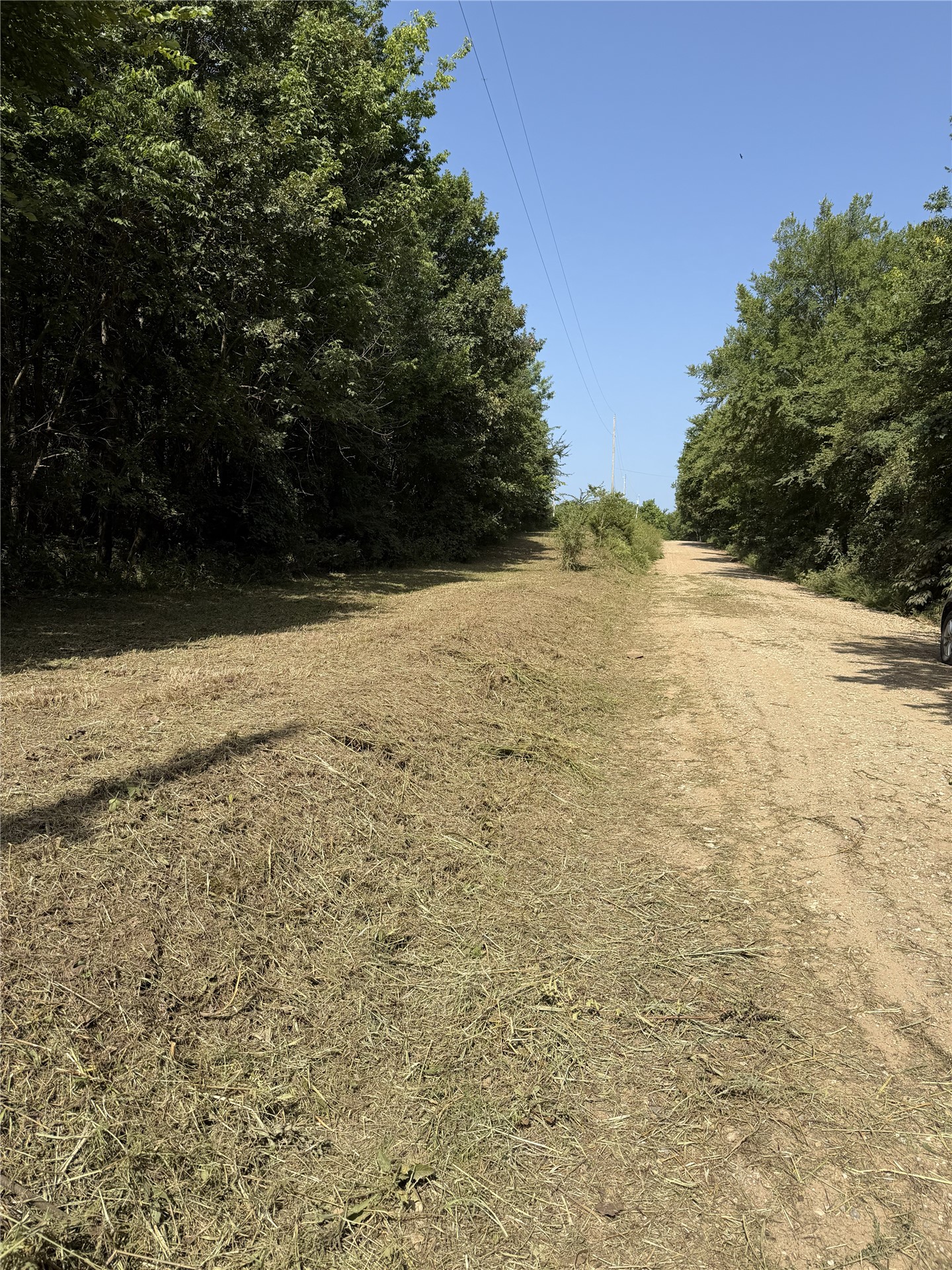 E 1100 Road Property Photo 4